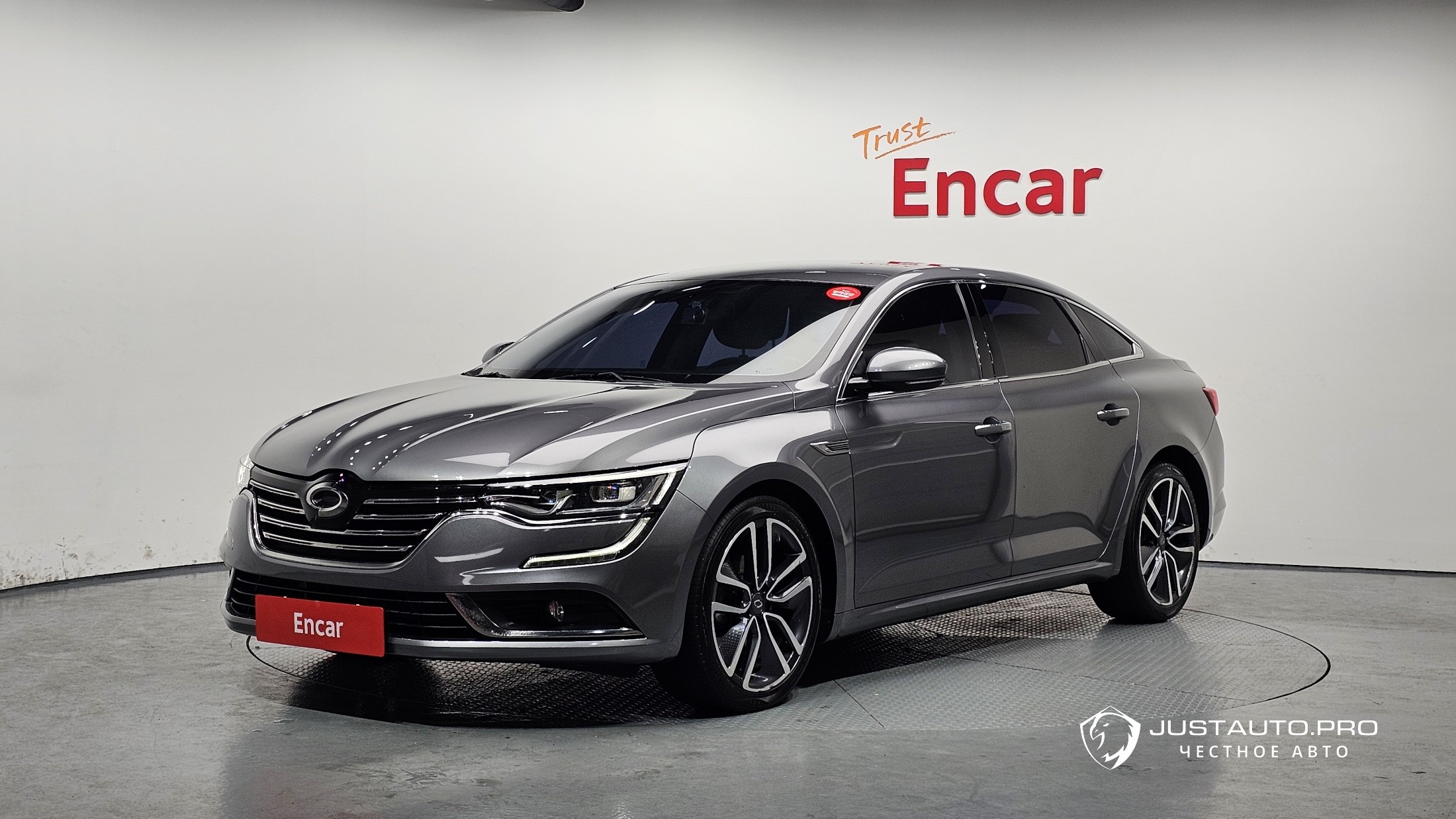 Автомобиль Renault-KoreaSamsung SM6