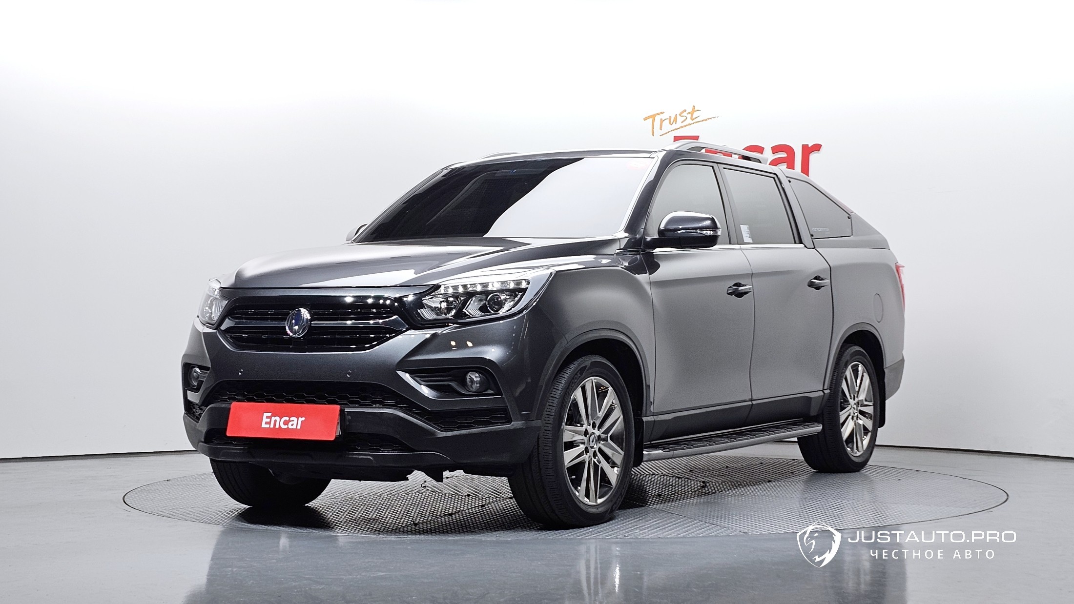 Автомобиль KG_Mobility_Ssangyong Rexton