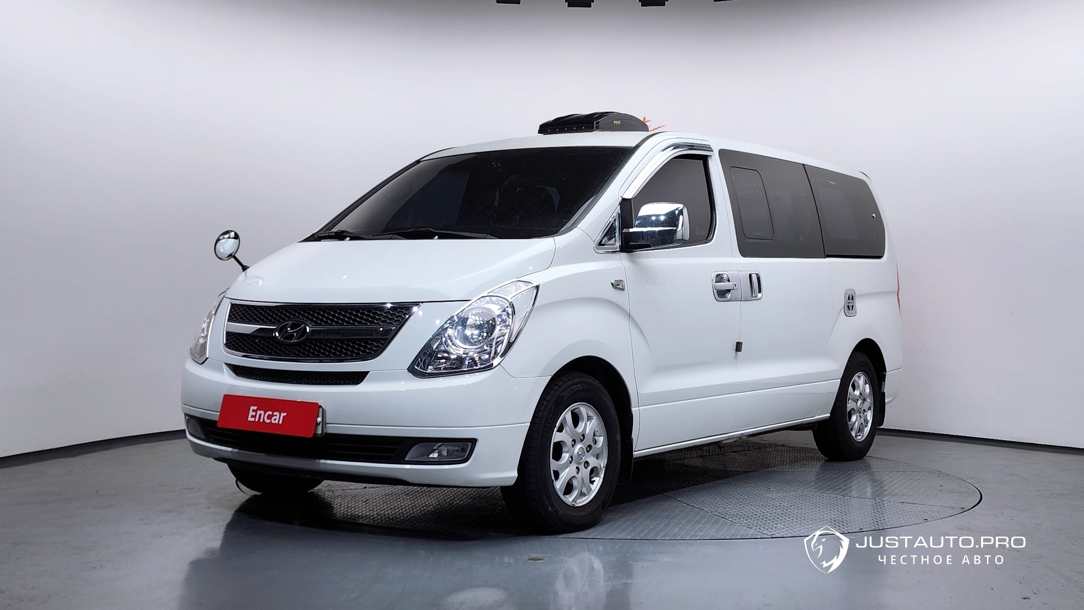 Автомобиль Hyundai Starex