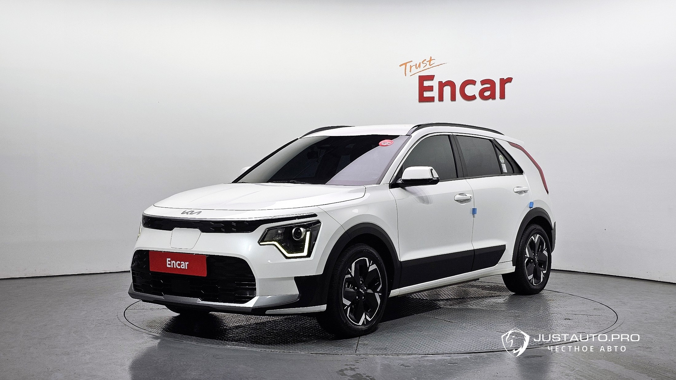 Автомобиль Kia Niro