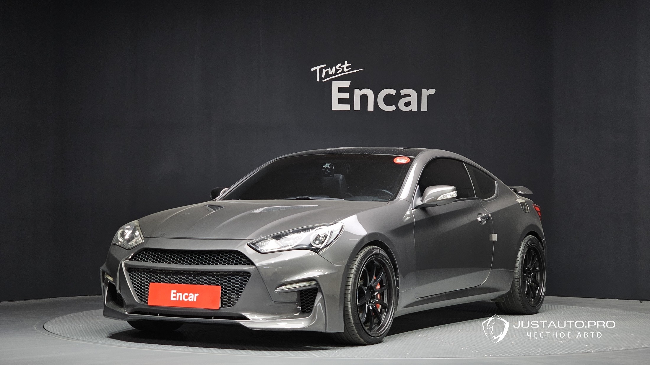 Автомобиль Hyundai Genesis