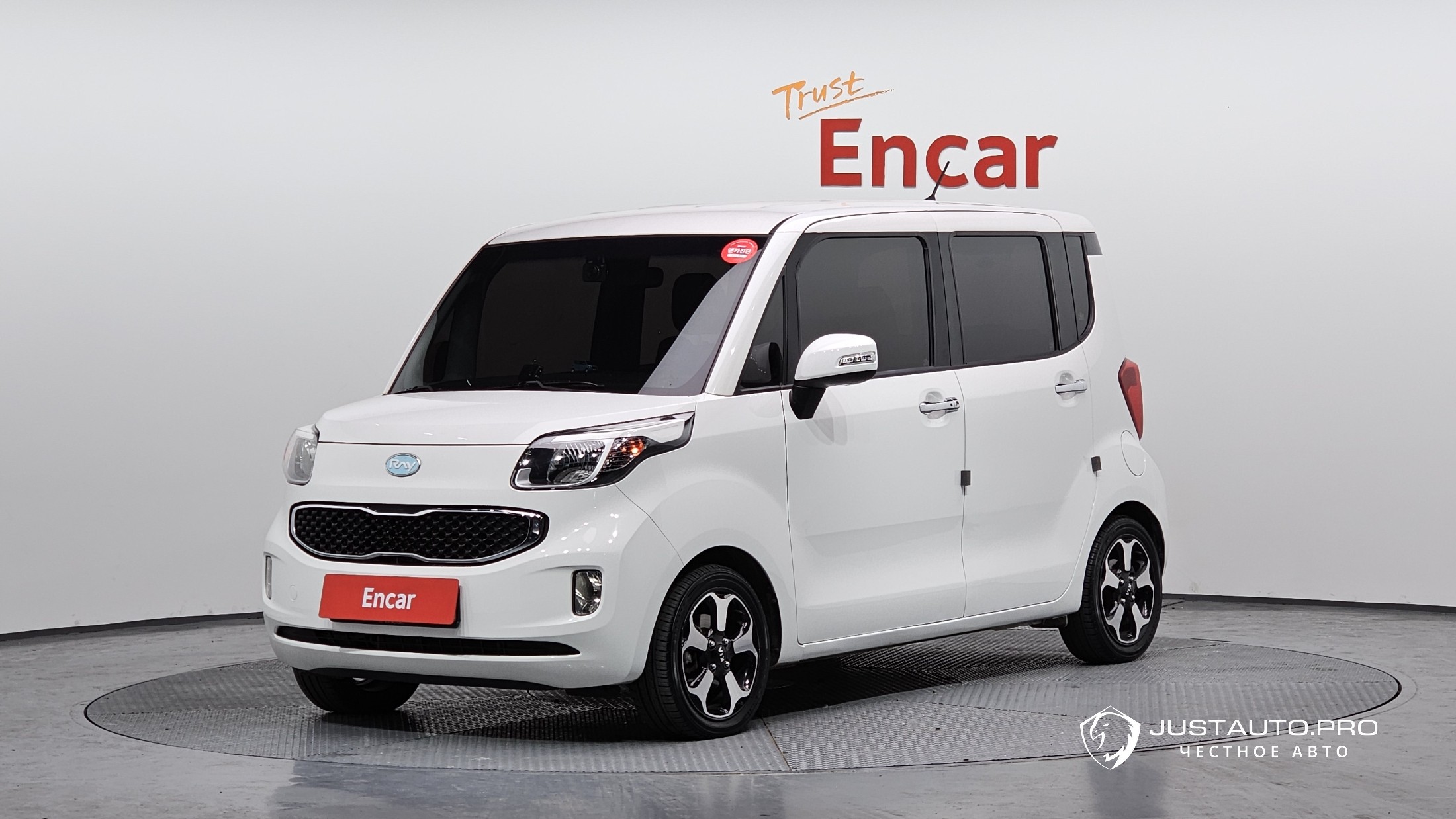 Автомобиль Kia RAY