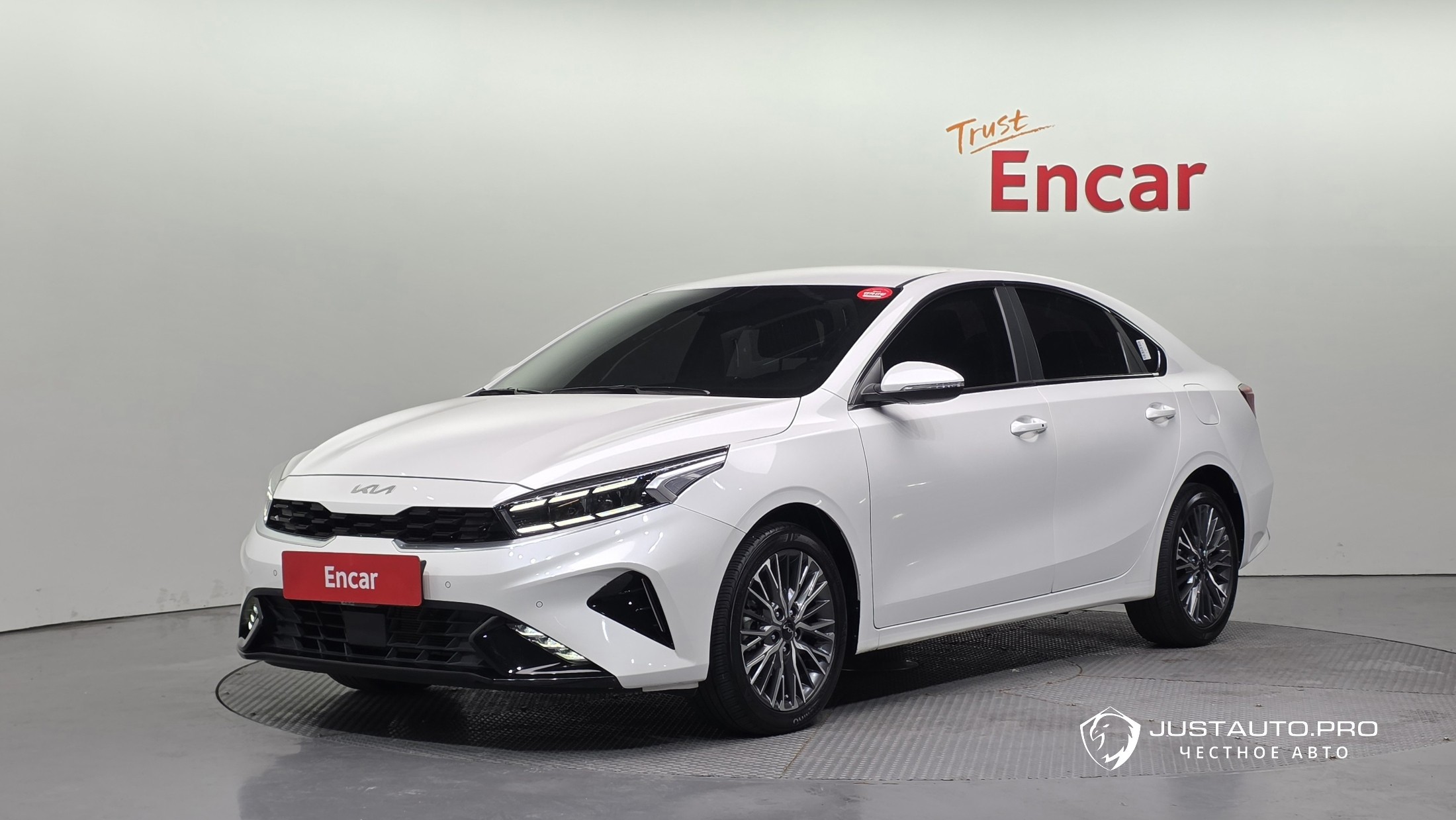 Автомобиль Kia K3