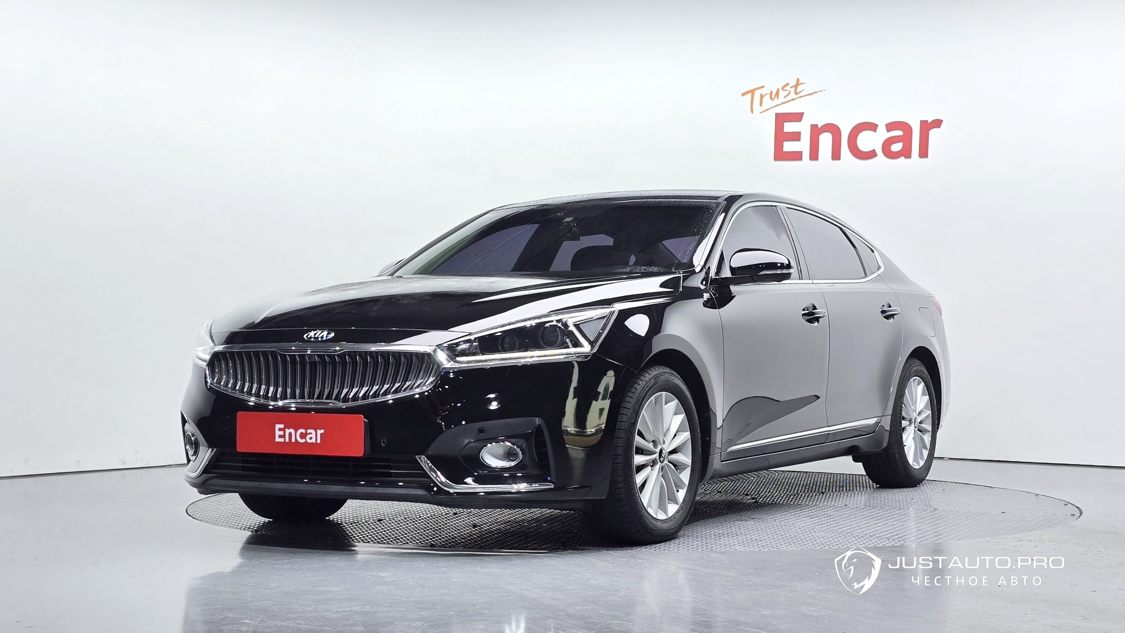 Автомобиль Kia K7