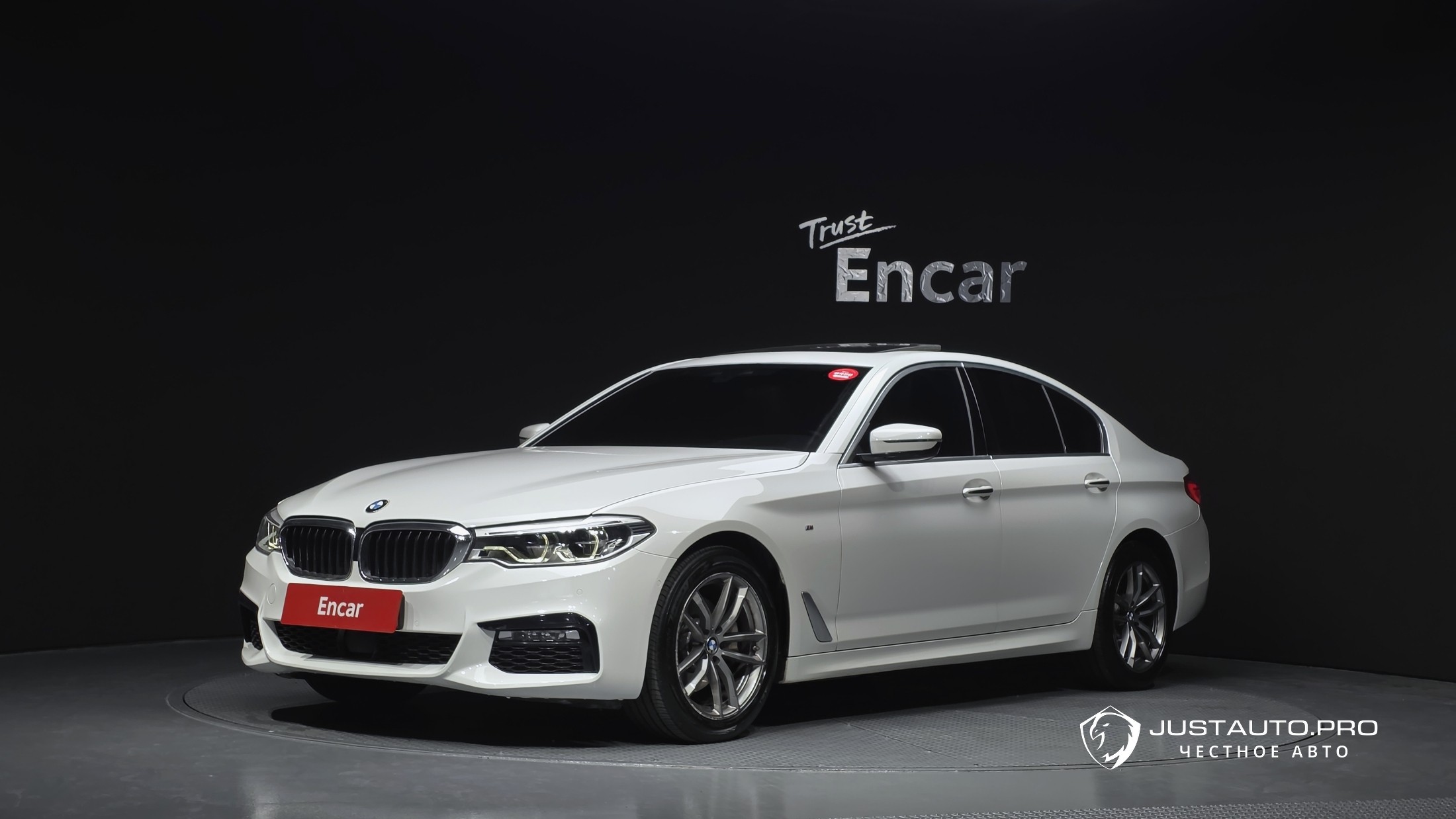 Автомобиль BMW 5-Series