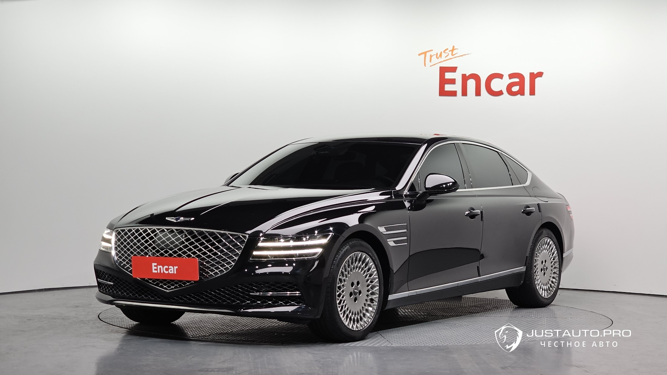 Автомобиль Genesis G80