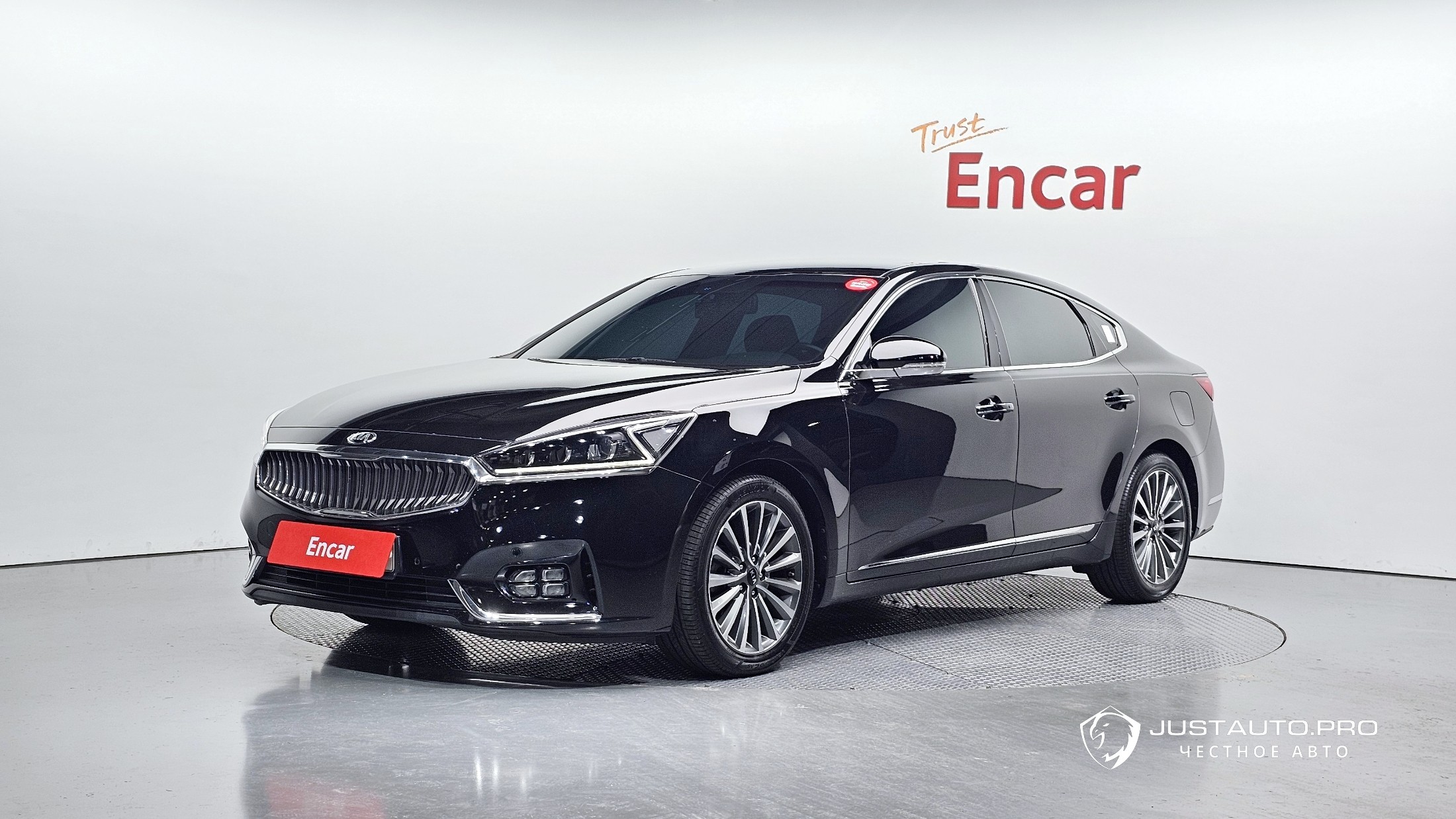 Автомобиль Kia K7