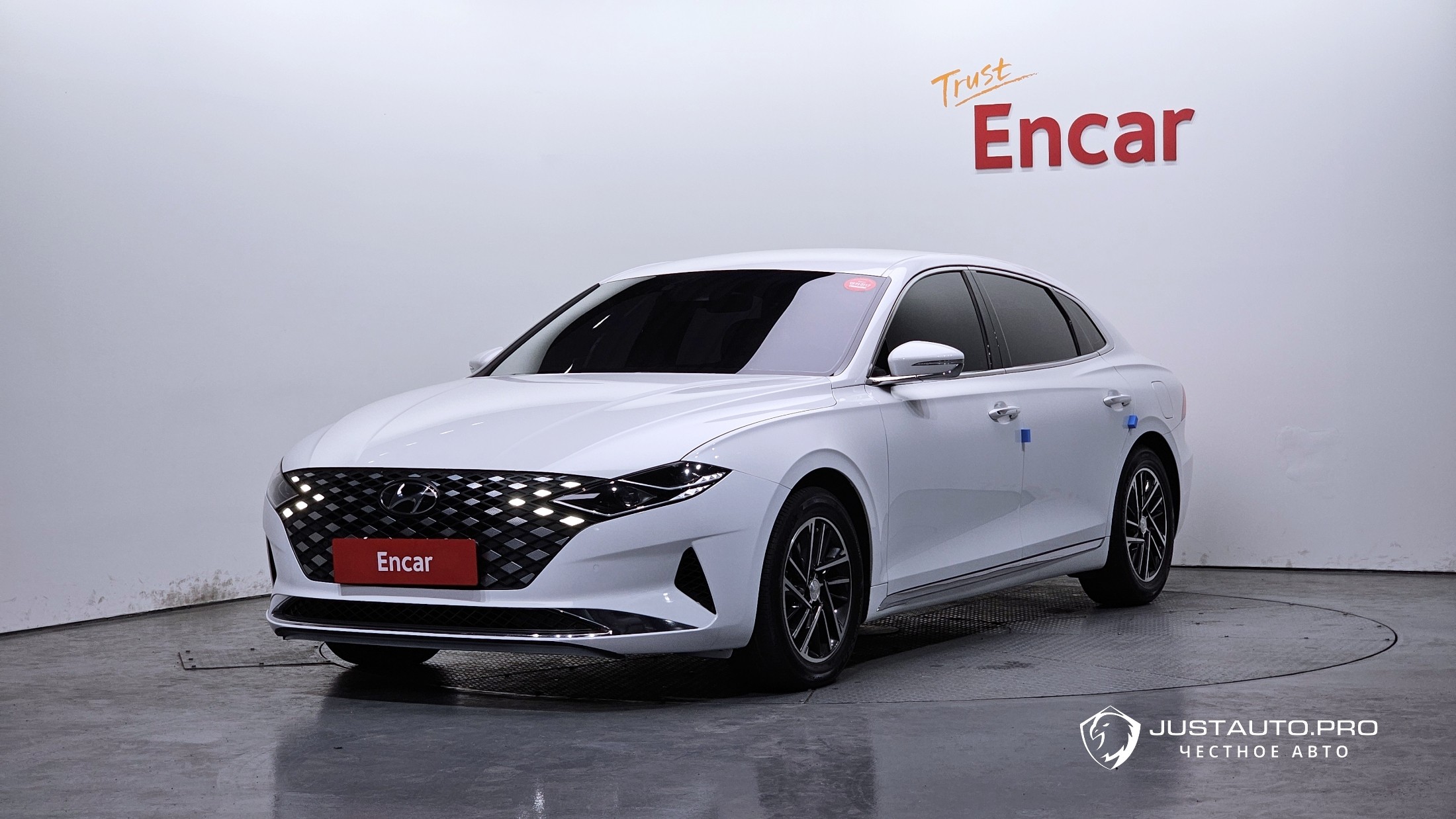 Автомобиль Hyundai Grandeur