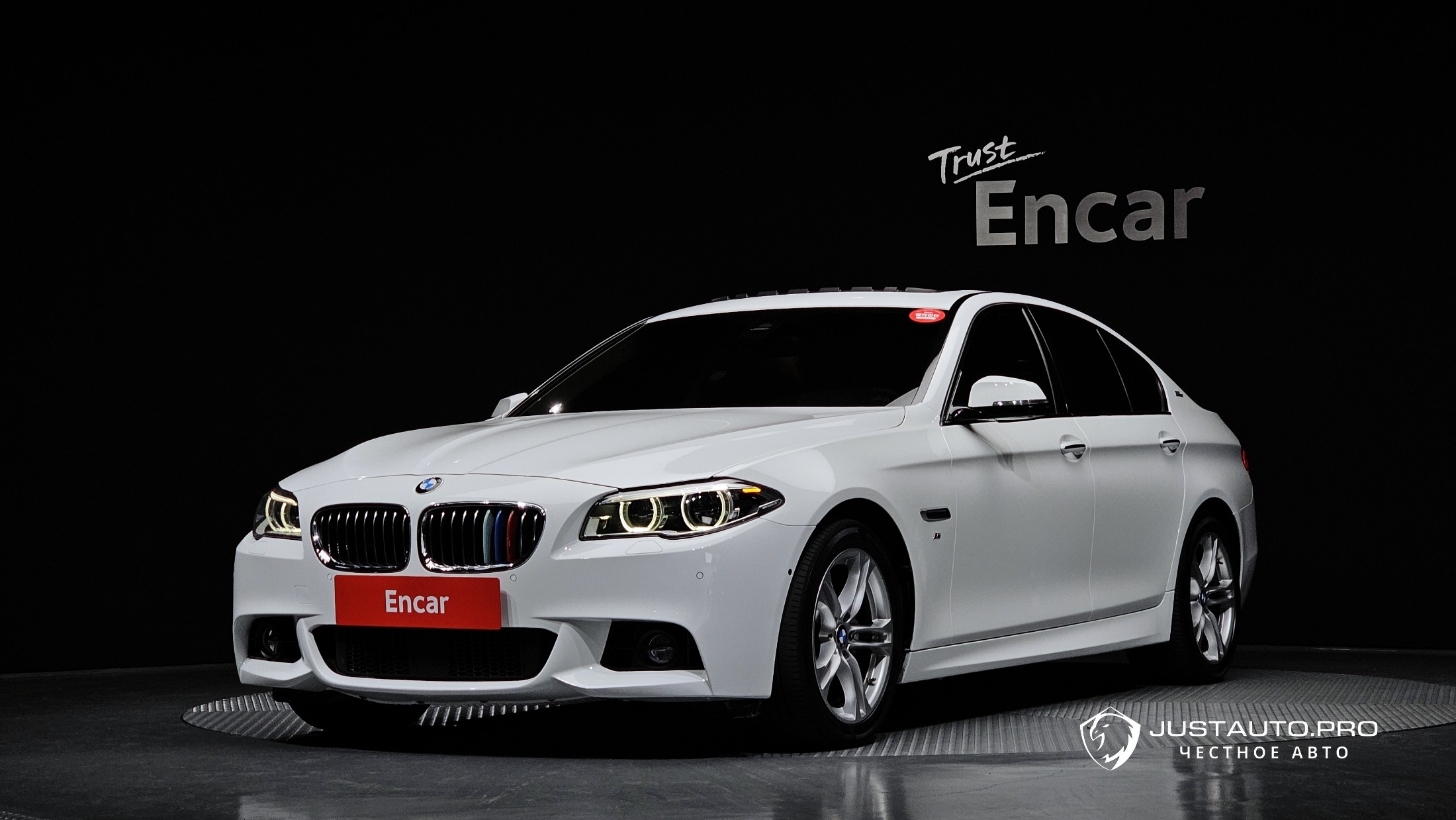 Автомобиль BMW 5-Series