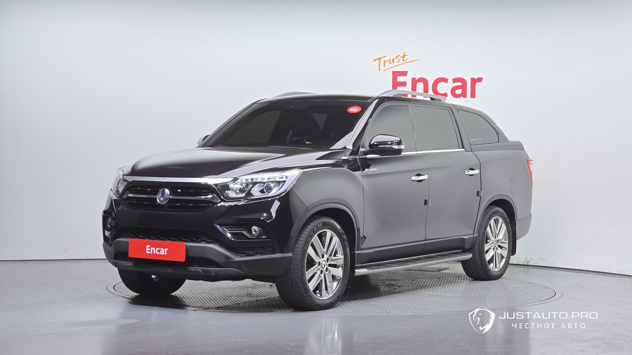 Автомобиль KG_Mobility_Ssangyong Rexton