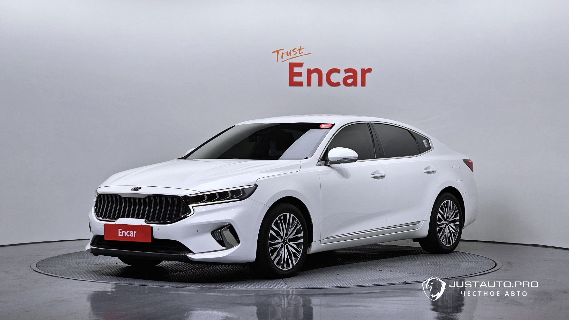 Автомобиль Kia K7