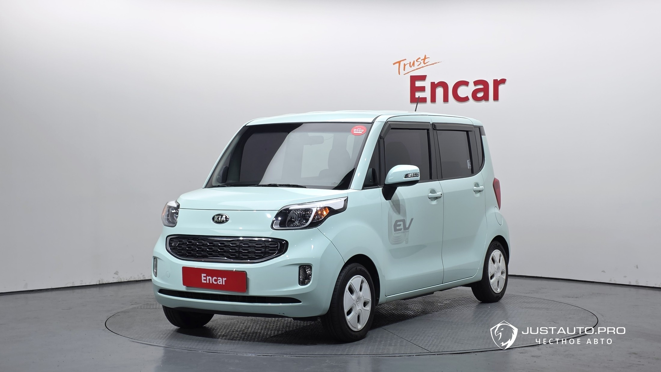 Автомобиль Kia RAY