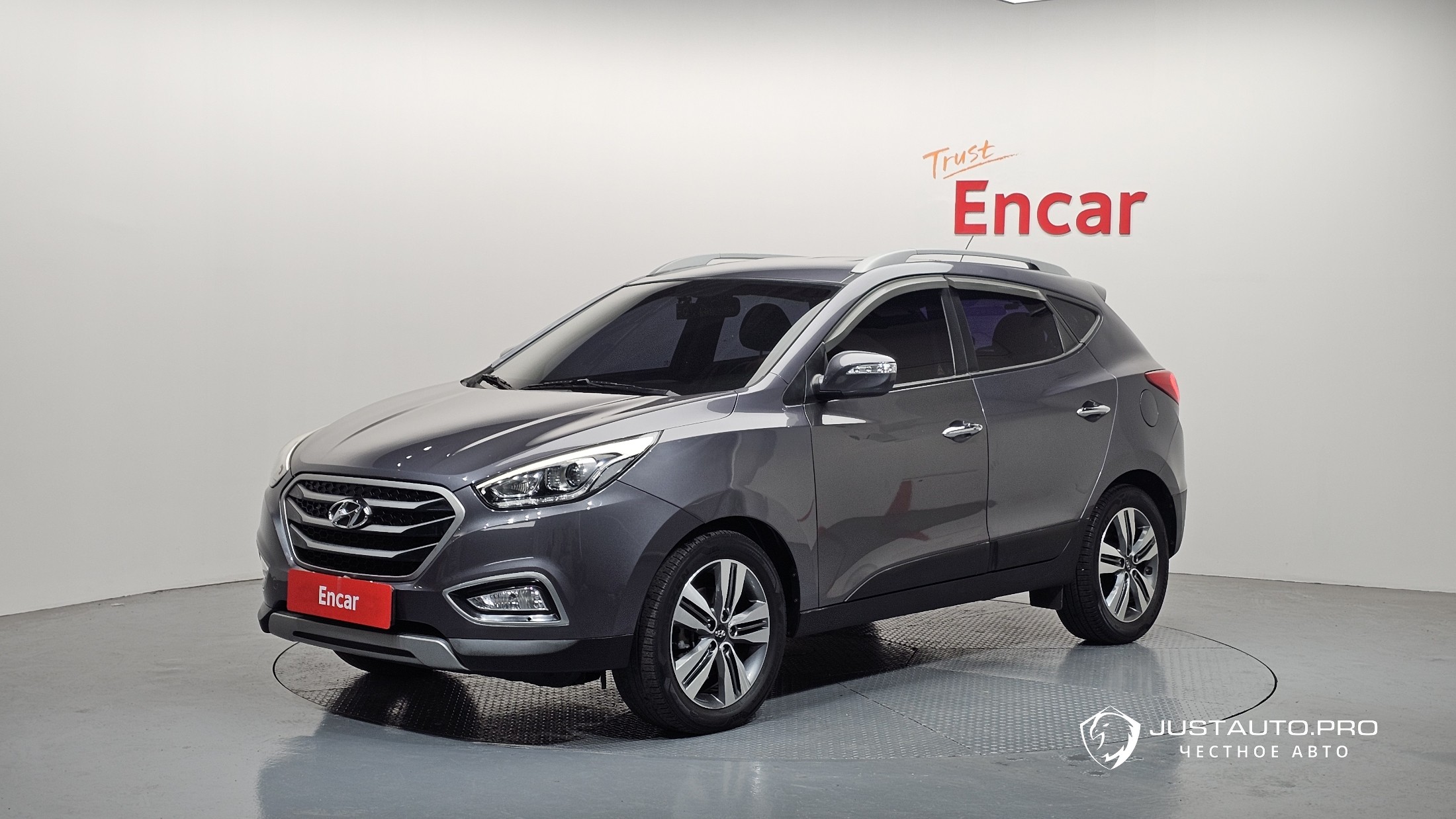 Автомобиль Hyundai Tucson