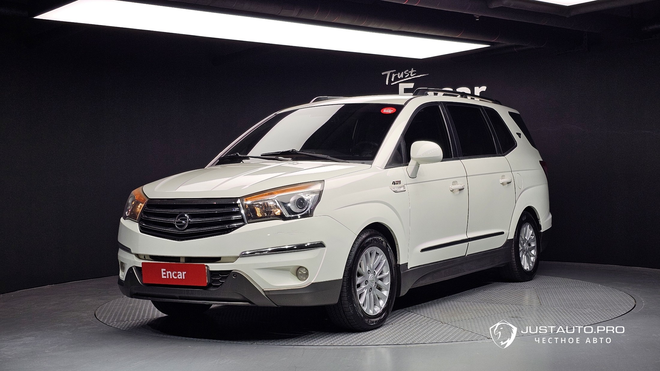 Автомобиль KG_Mobility_Ssangyong KORANDO