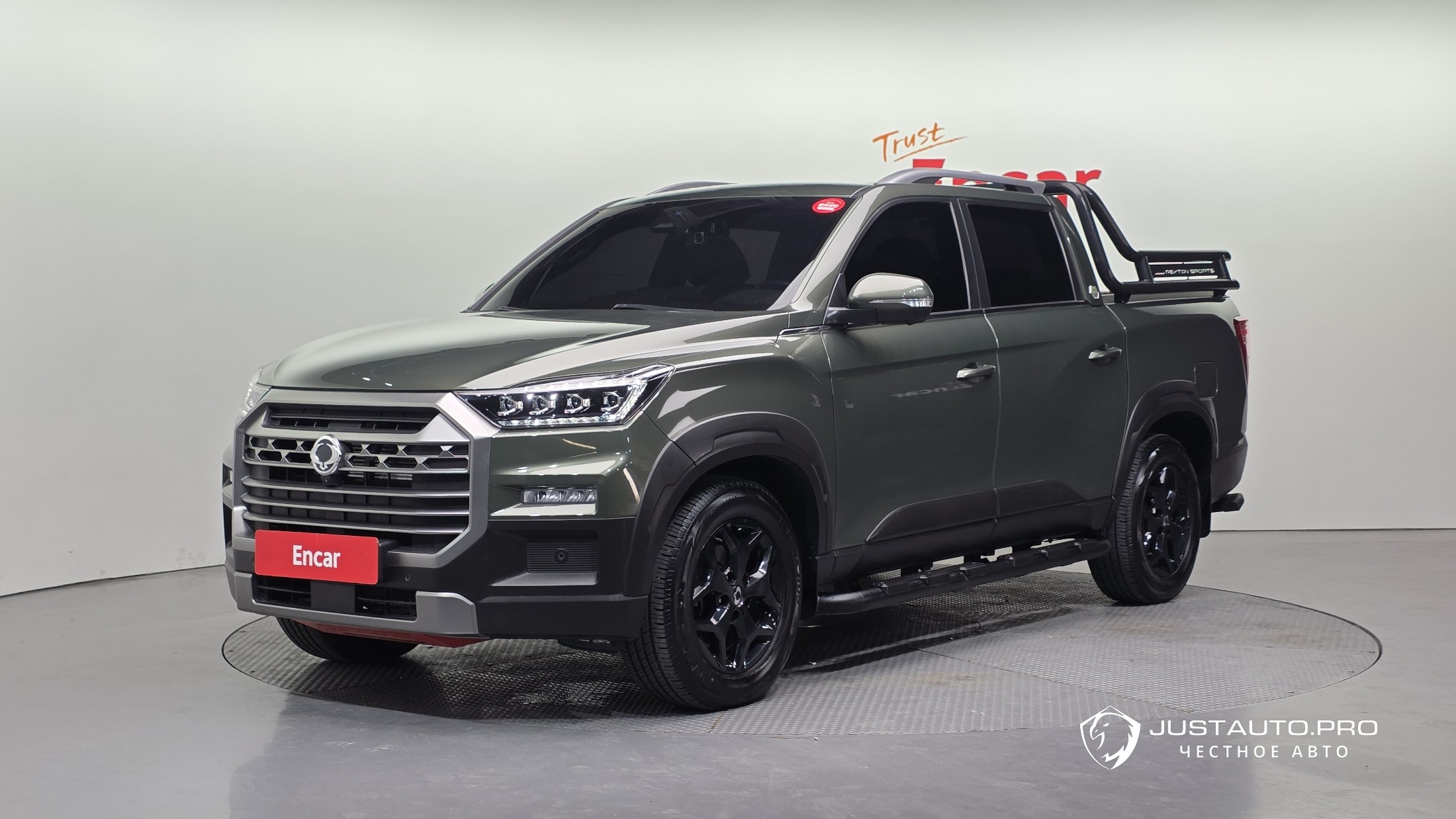 Автомобиль KG_Mobility_Ssangyong Rexton