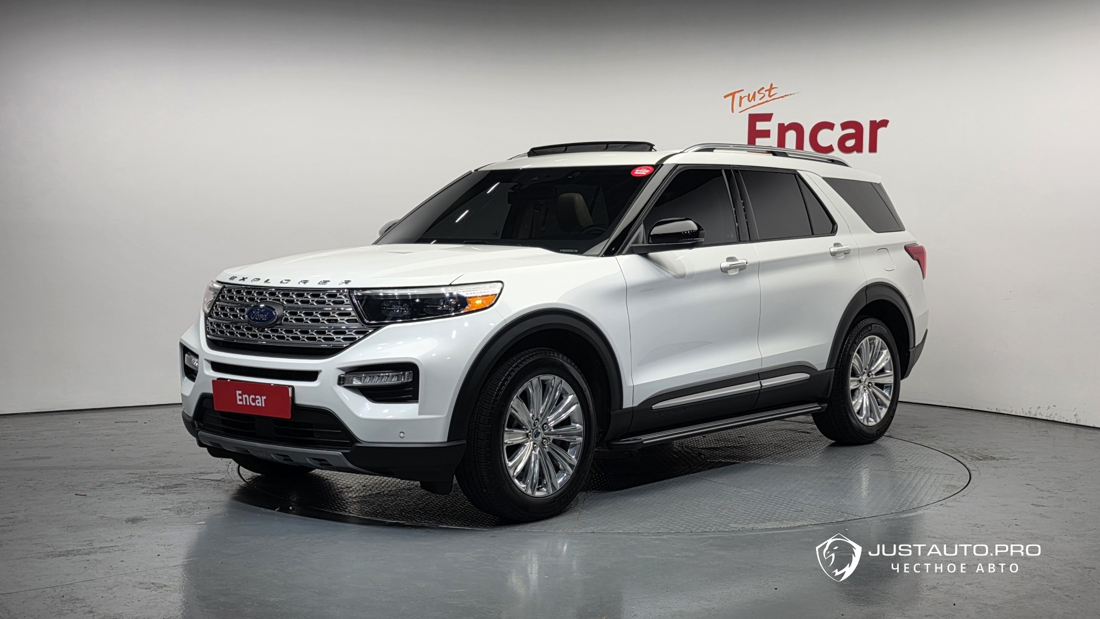 Автомобиль Ford Explorer