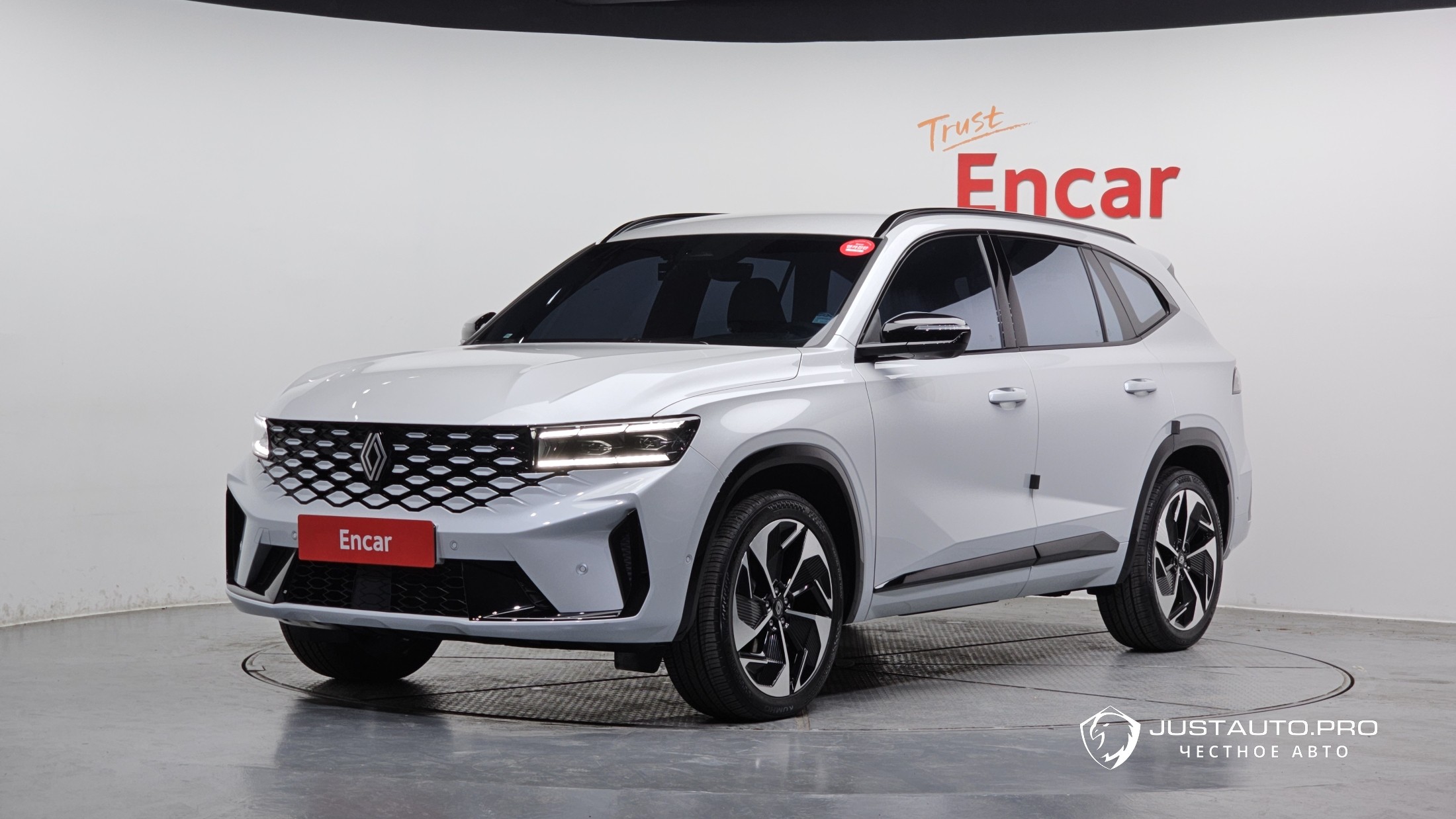 Автомобиль Renault-KoreaSamsung Grand Koleos