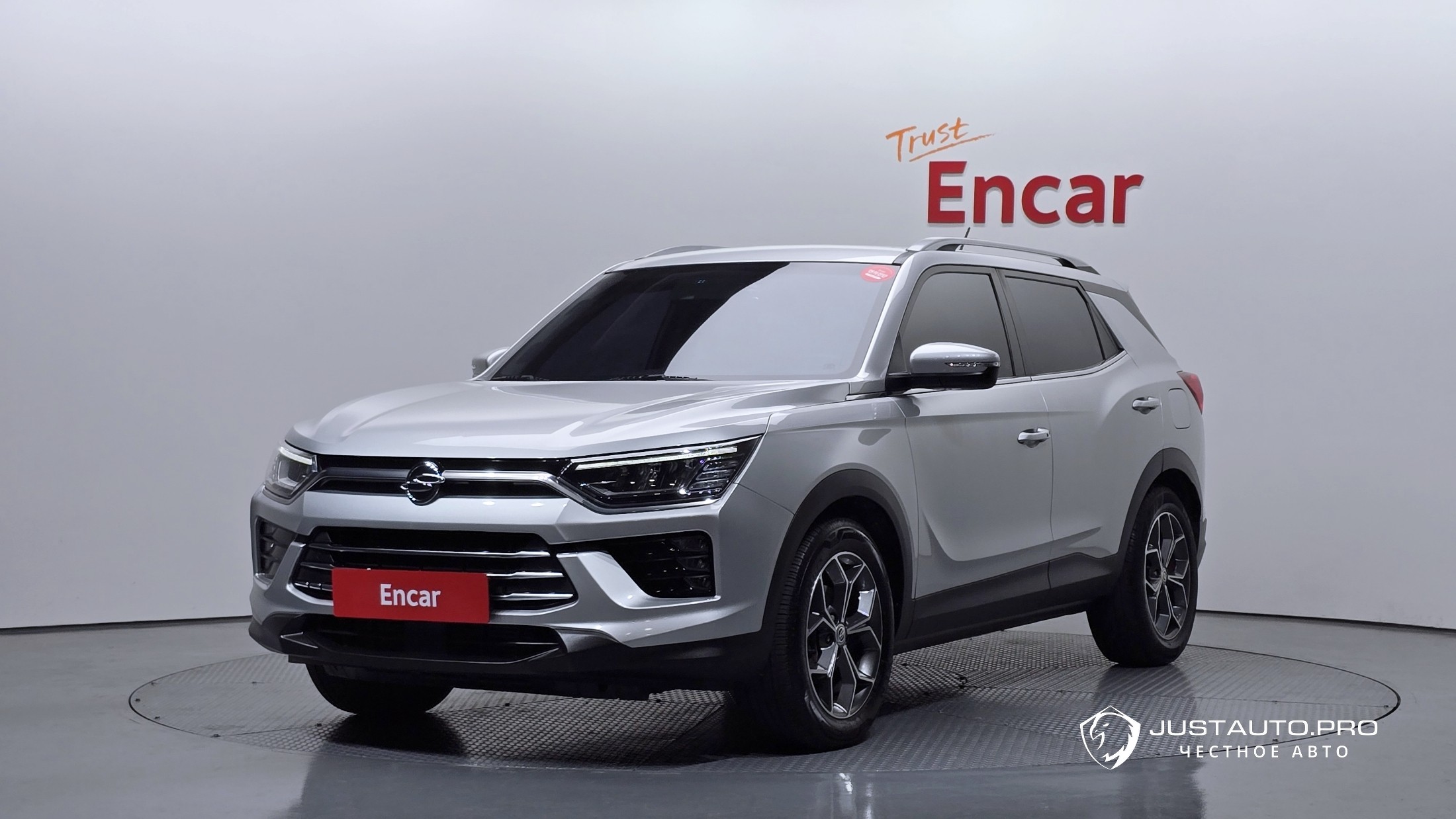 Автомобиль KG_Mobility_Ssangyong KORANDO