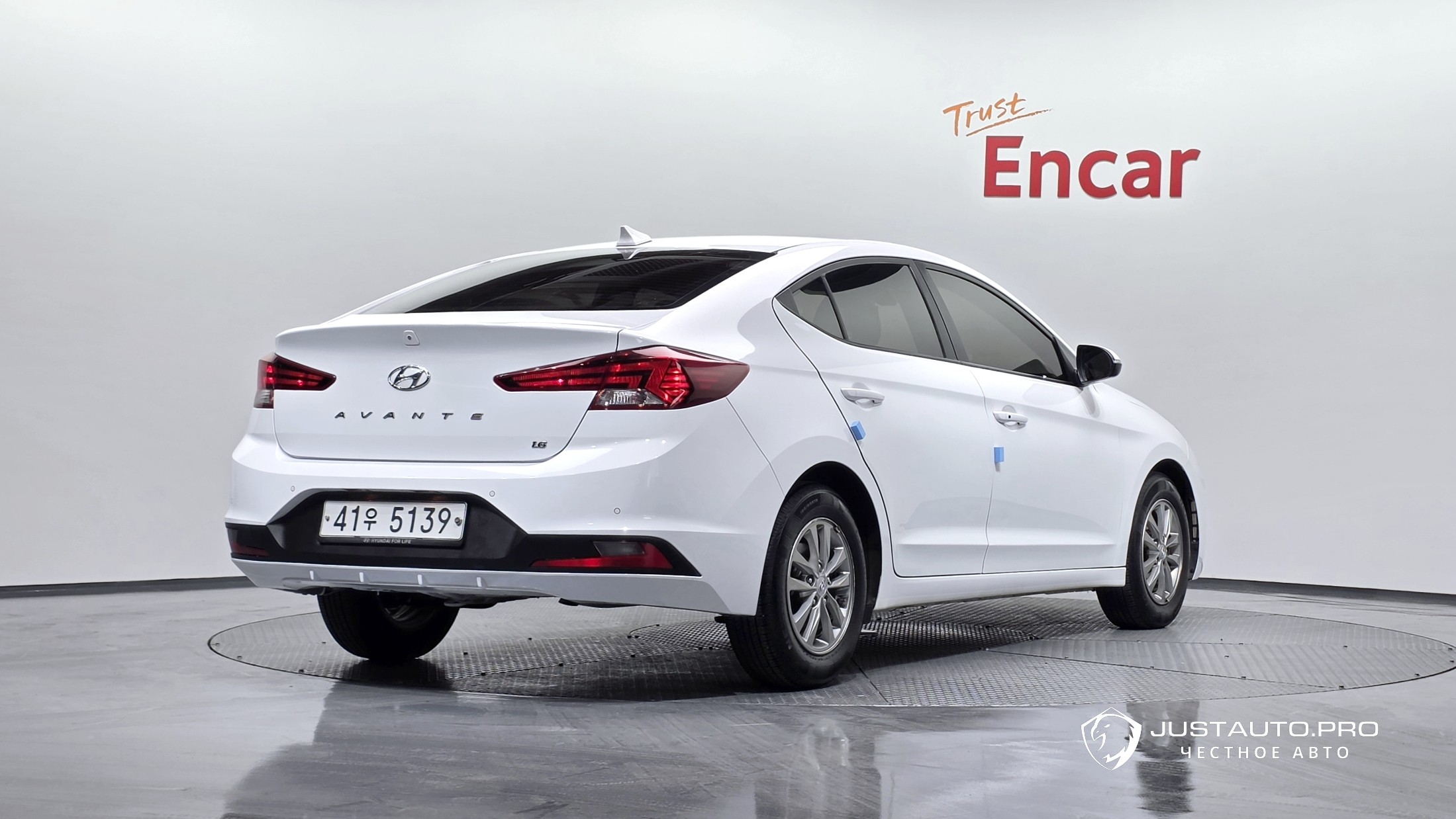 Автомобиль Hyundai AVANTE