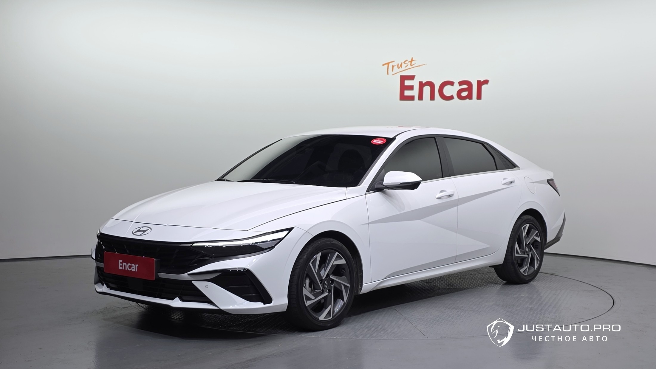 Автомобиль Hyundai AVANTE