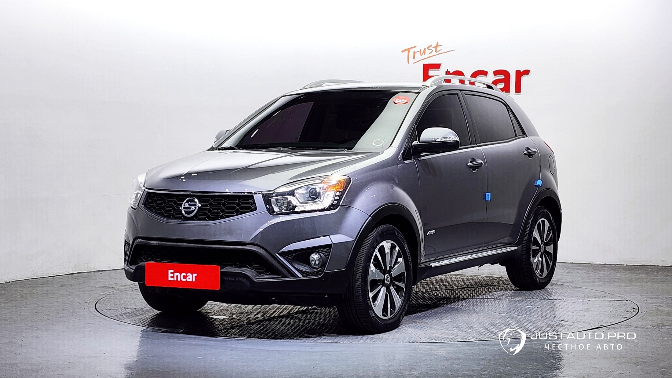 Автомобиль KG_Mobility_Ssangyong KORANDO