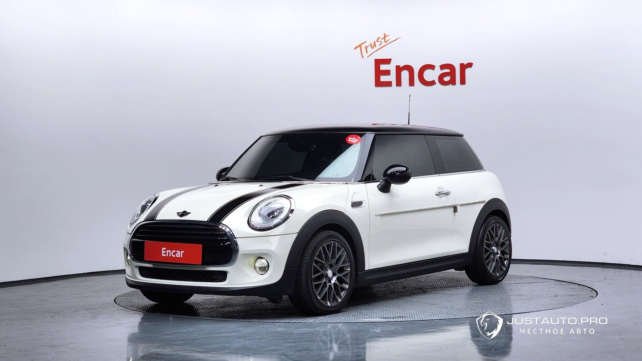 Автомобиль Mini Cooper