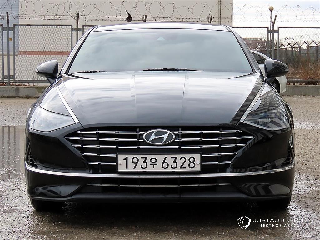 Автомобиль Hyundai Sonata