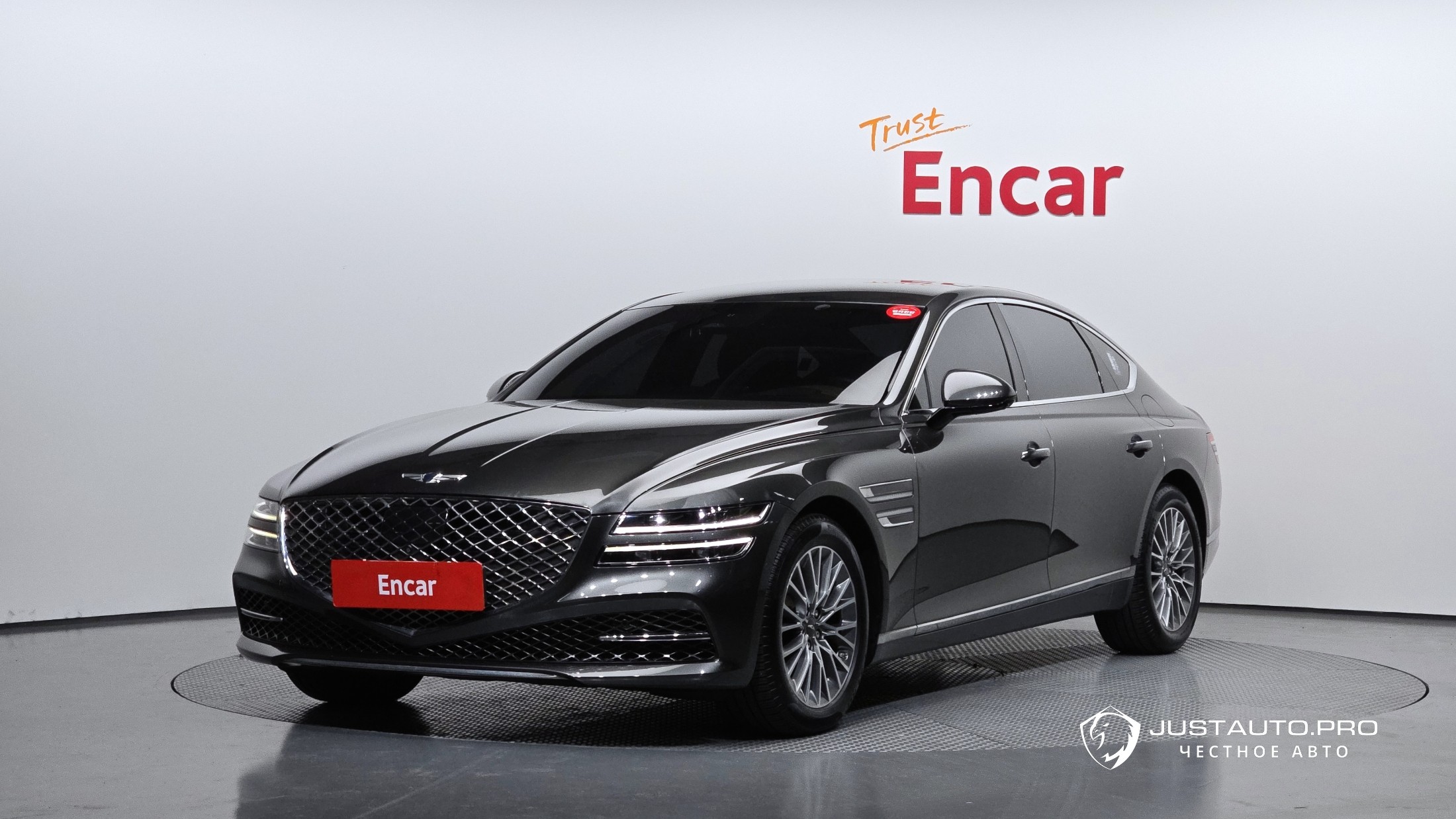 Автомобиль Genesis G80