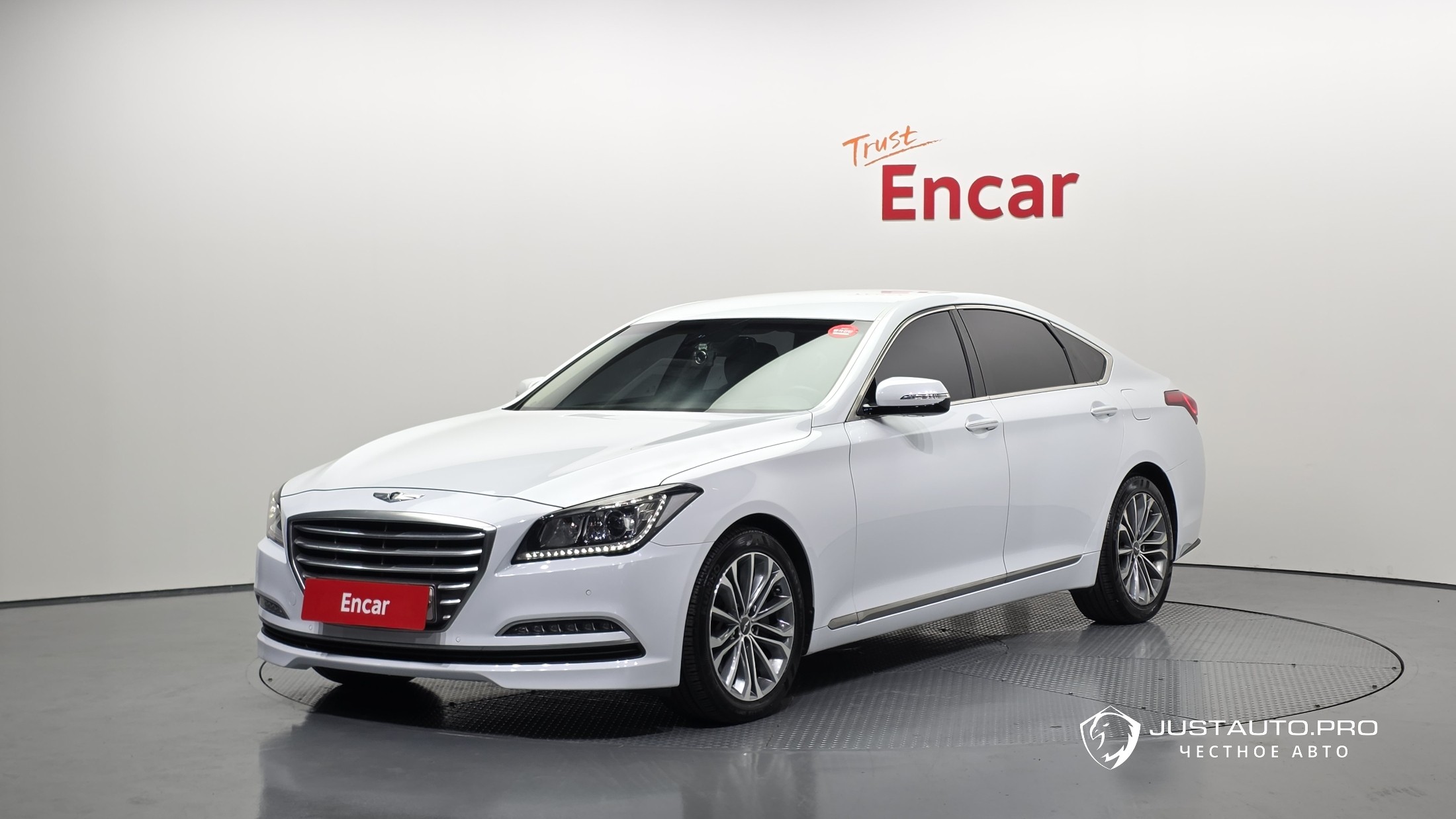 Автомобиль Hyundai Genesis