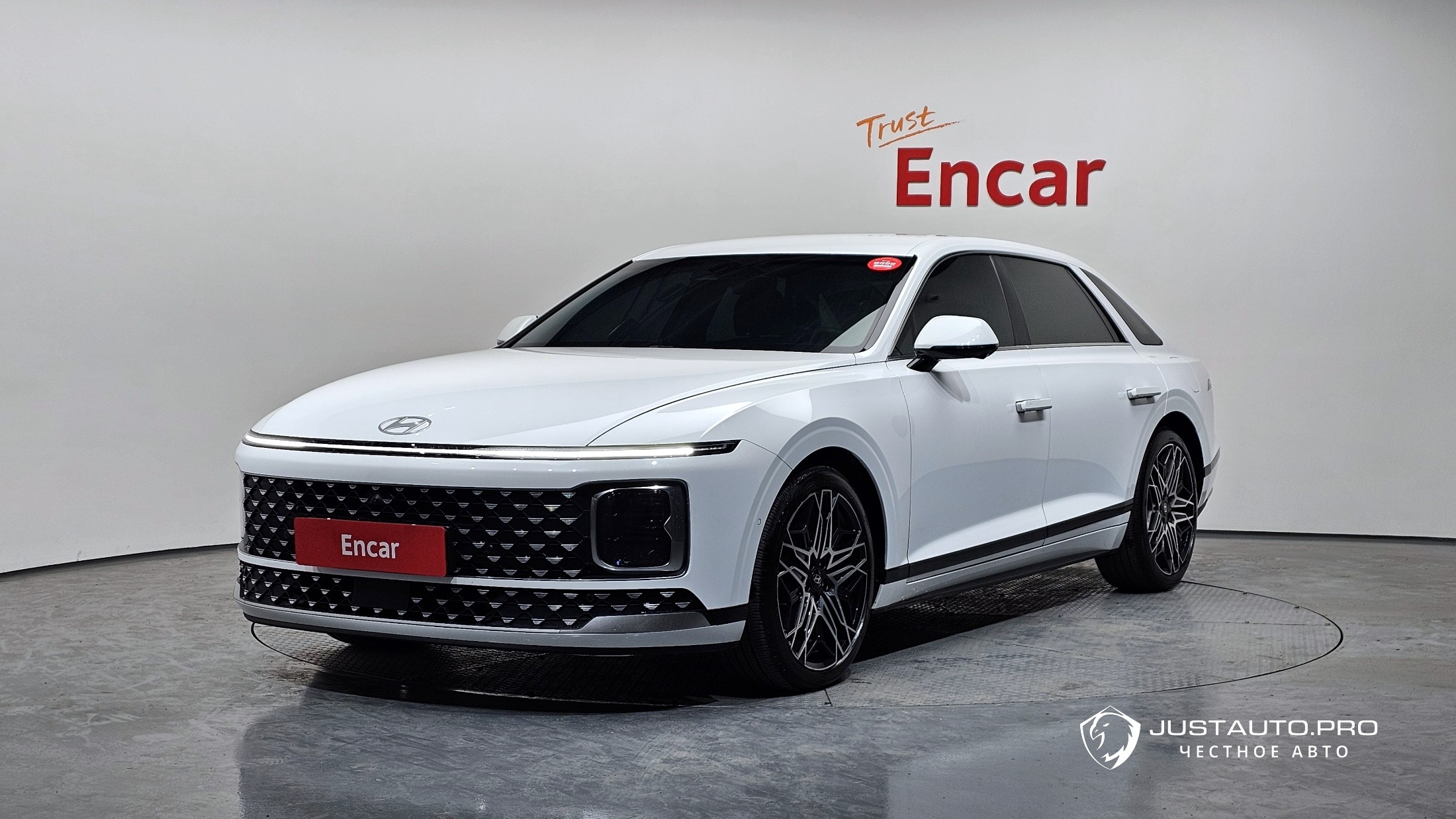 Автомобиль Hyundai Grandeur