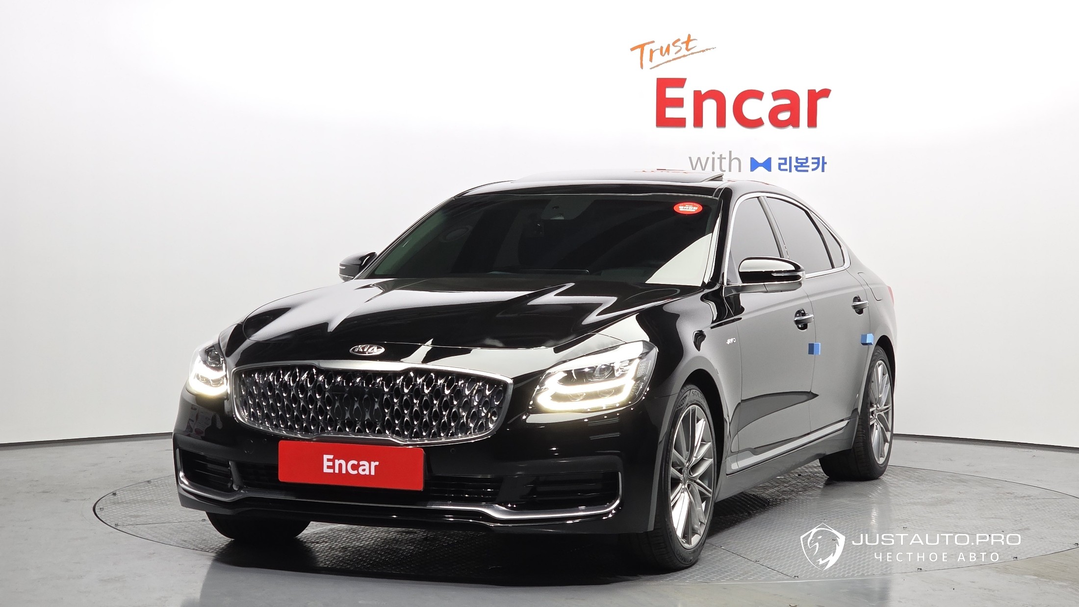 Автомобиль Kia K9