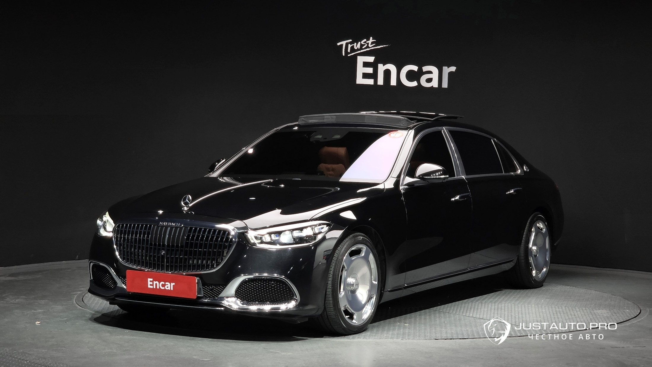 Автомобиль Mercedes-Benz S-Class
