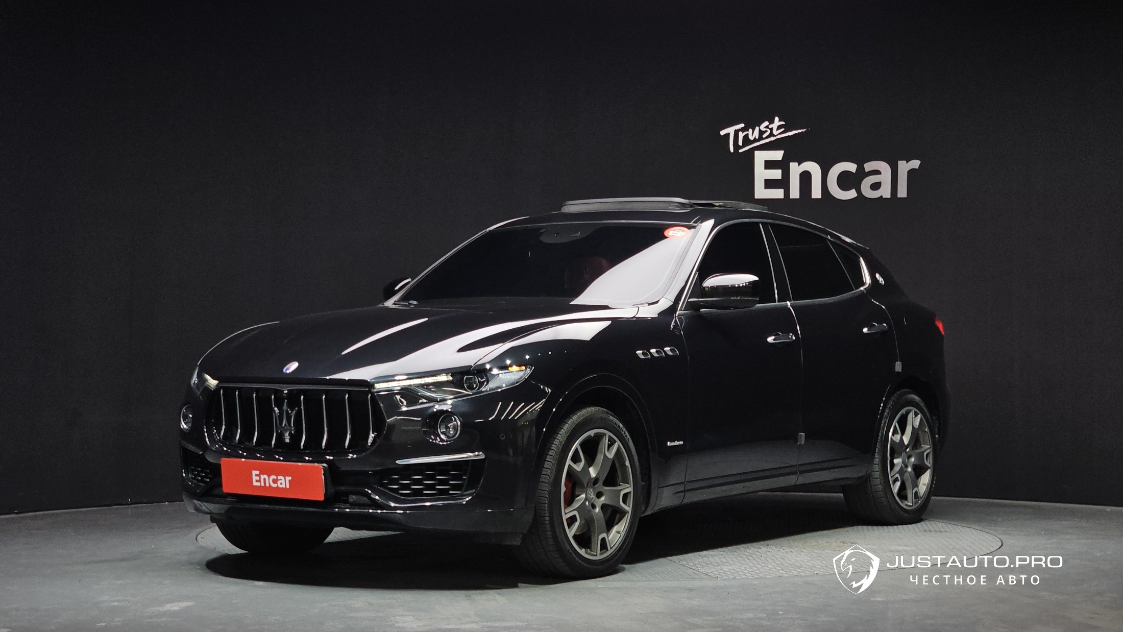Автомобиль Maserati Levante