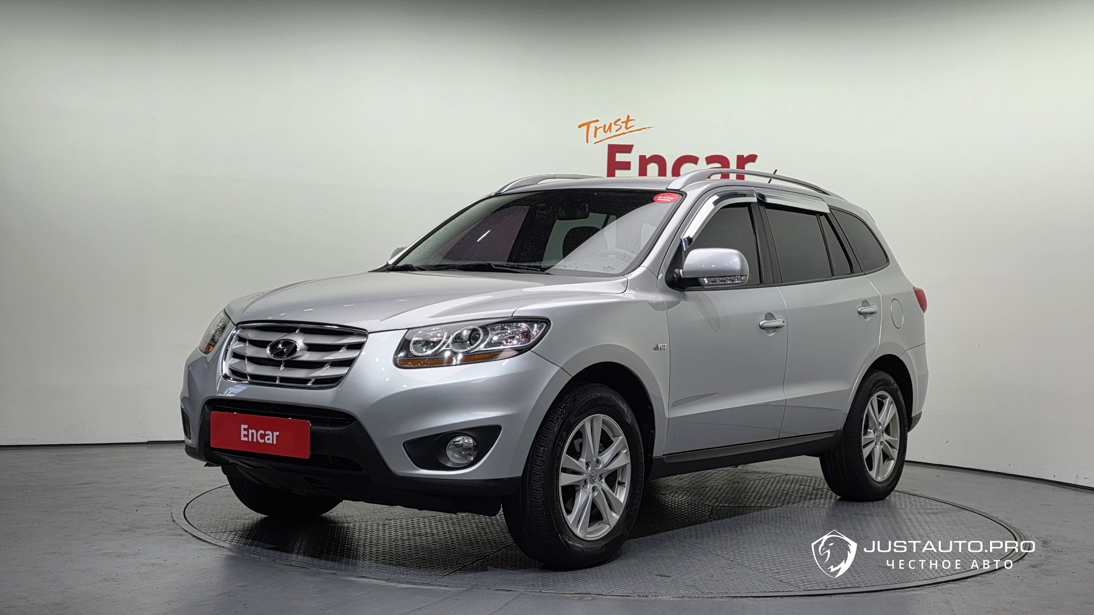 Автомобиль Hyundai Santafe