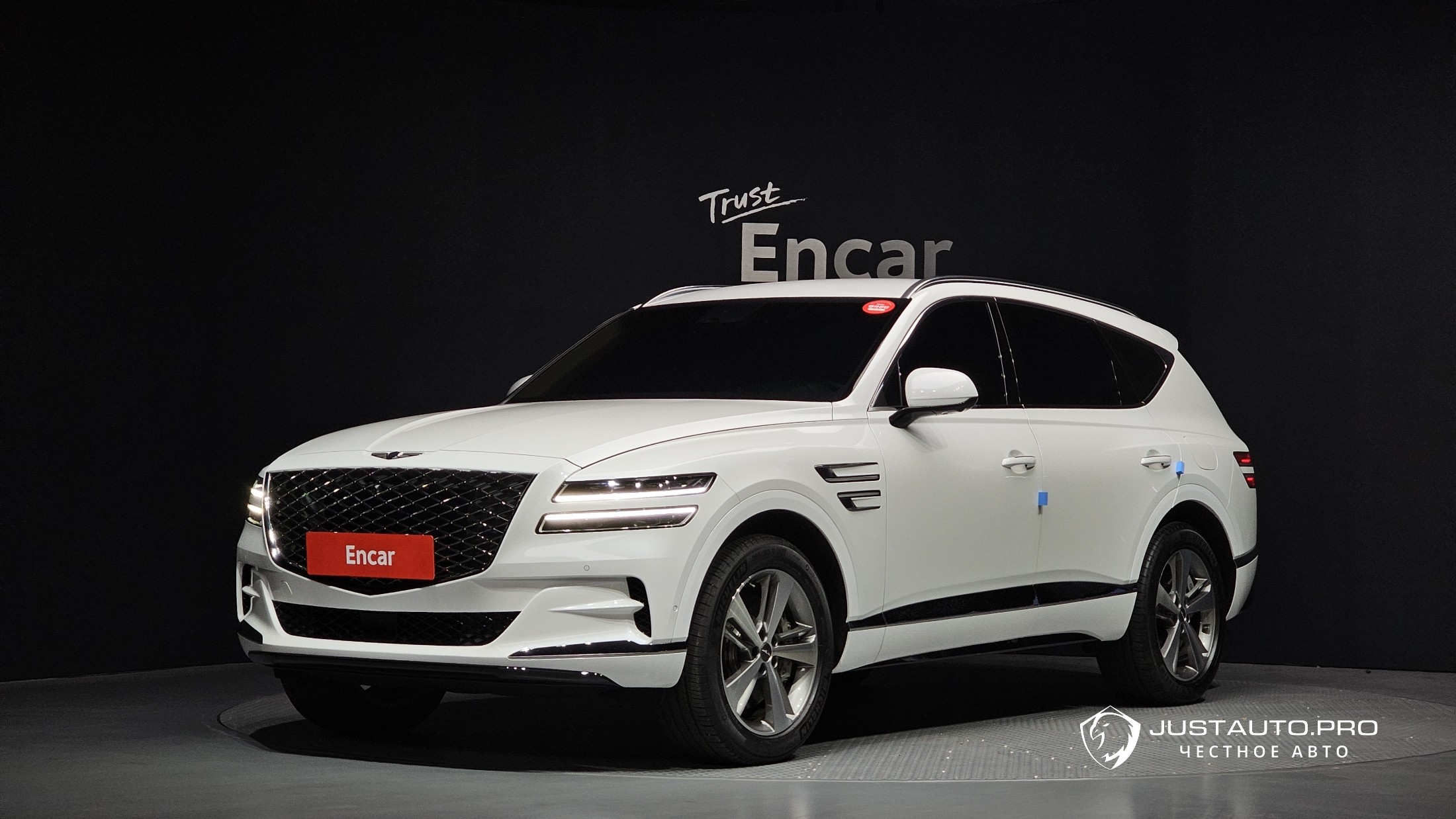 Автомобиль Genesis GV80