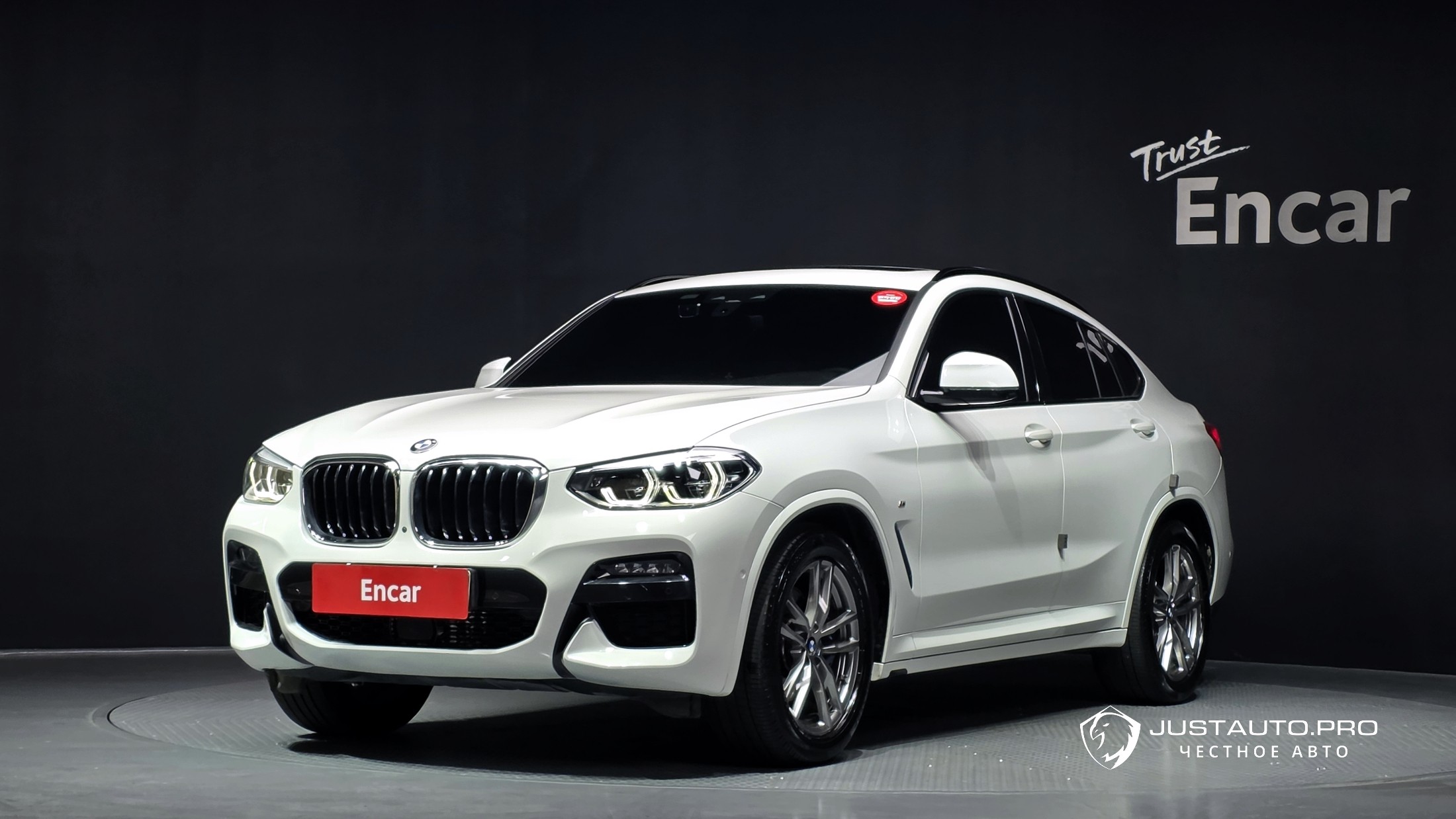 Автомобиль BMW X4