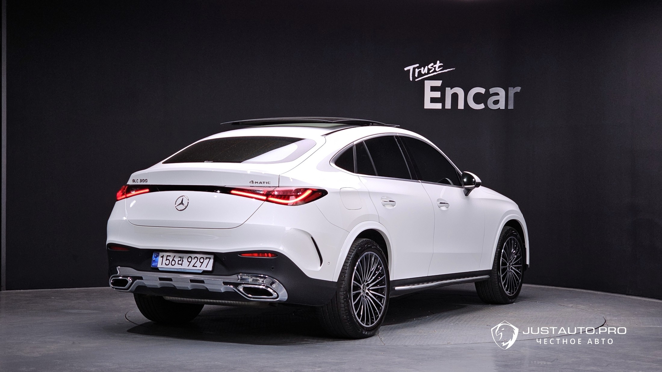 Автомобиль Mercedes-Benz GLC-Class