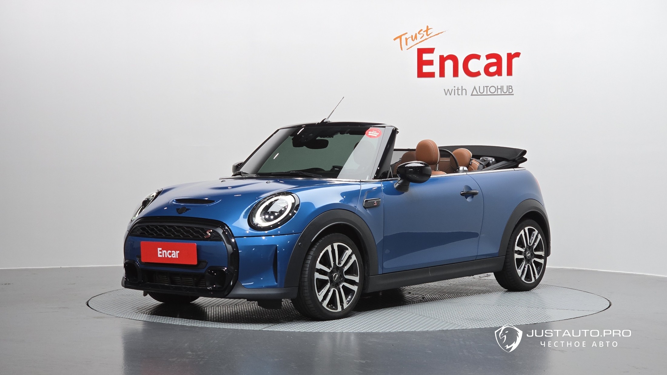 Автомобиль Mini Cooper Convertible