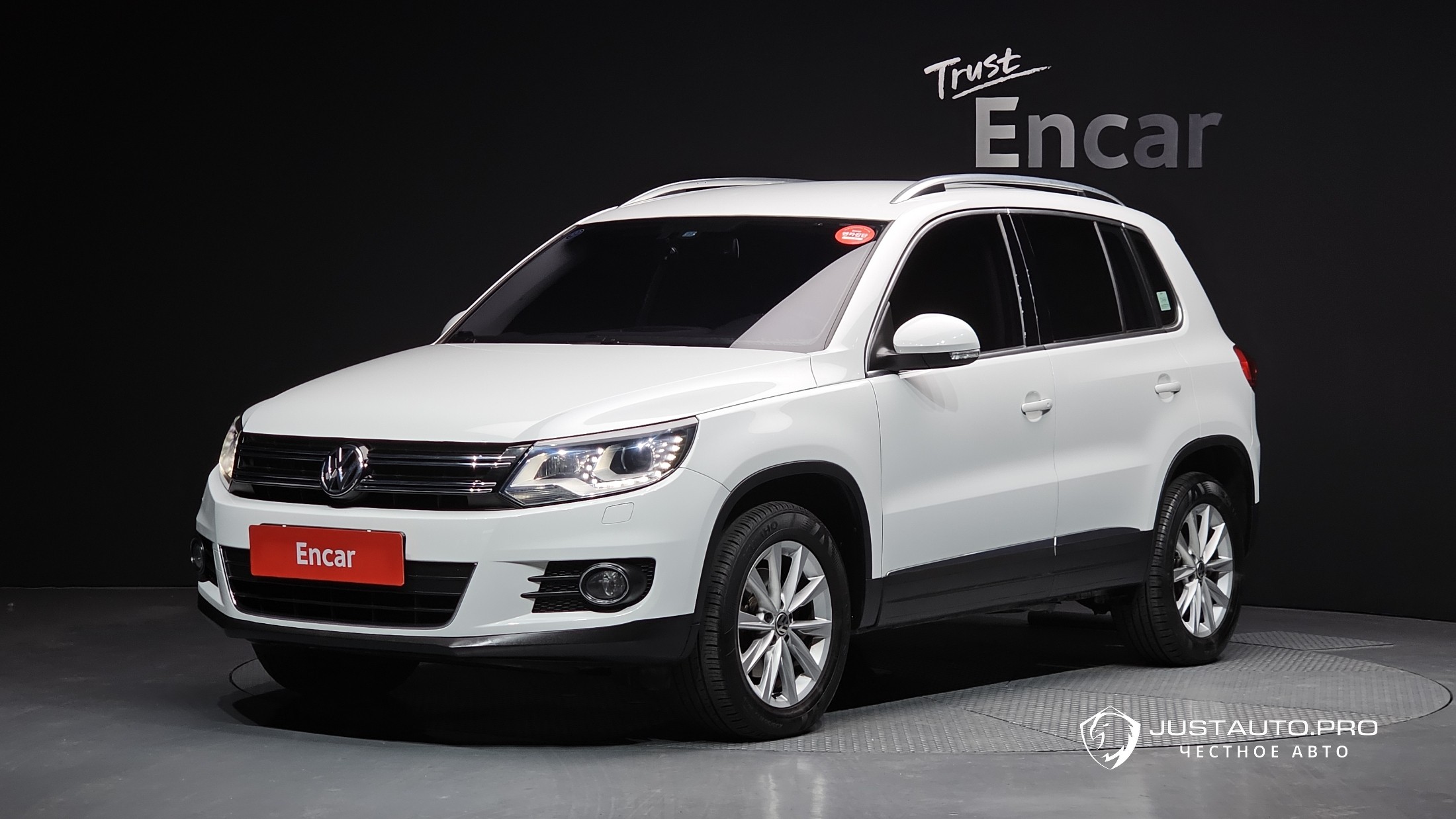 Автомобиль Volkswagen Tiguan