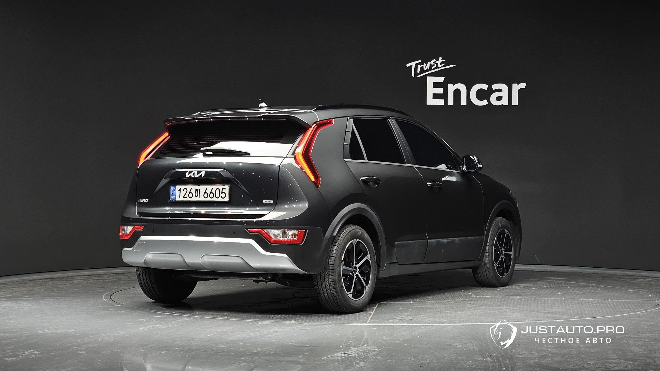 Автомобиль Kia Niro