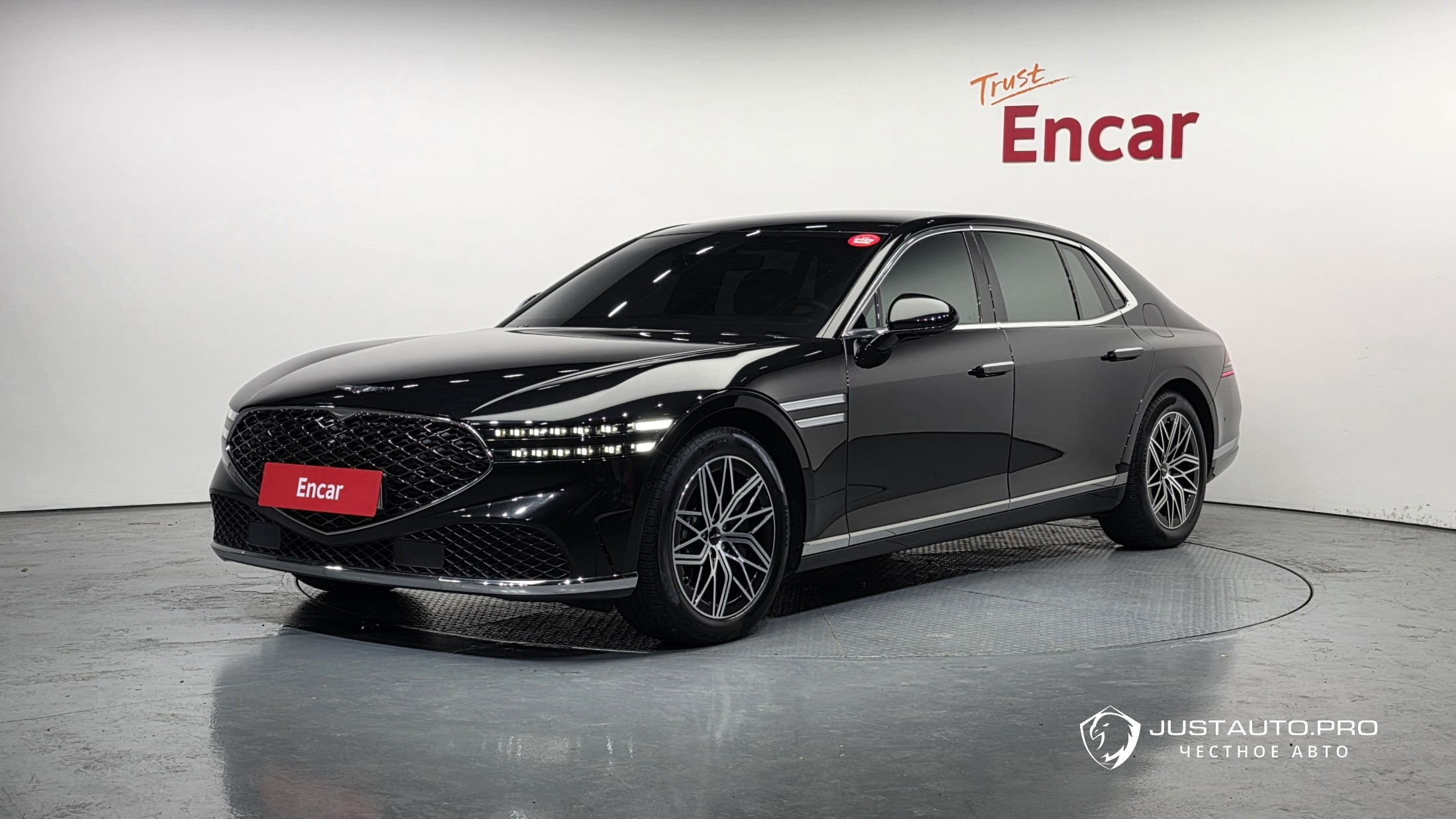 Автомобиль Genesis G90