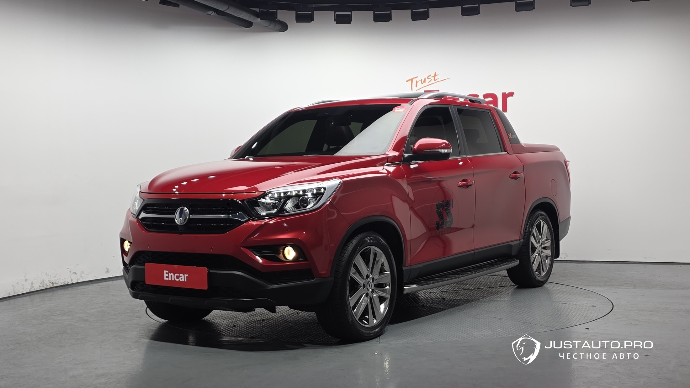 Автомобиль KG_Mobility_Ssangyong Rexton