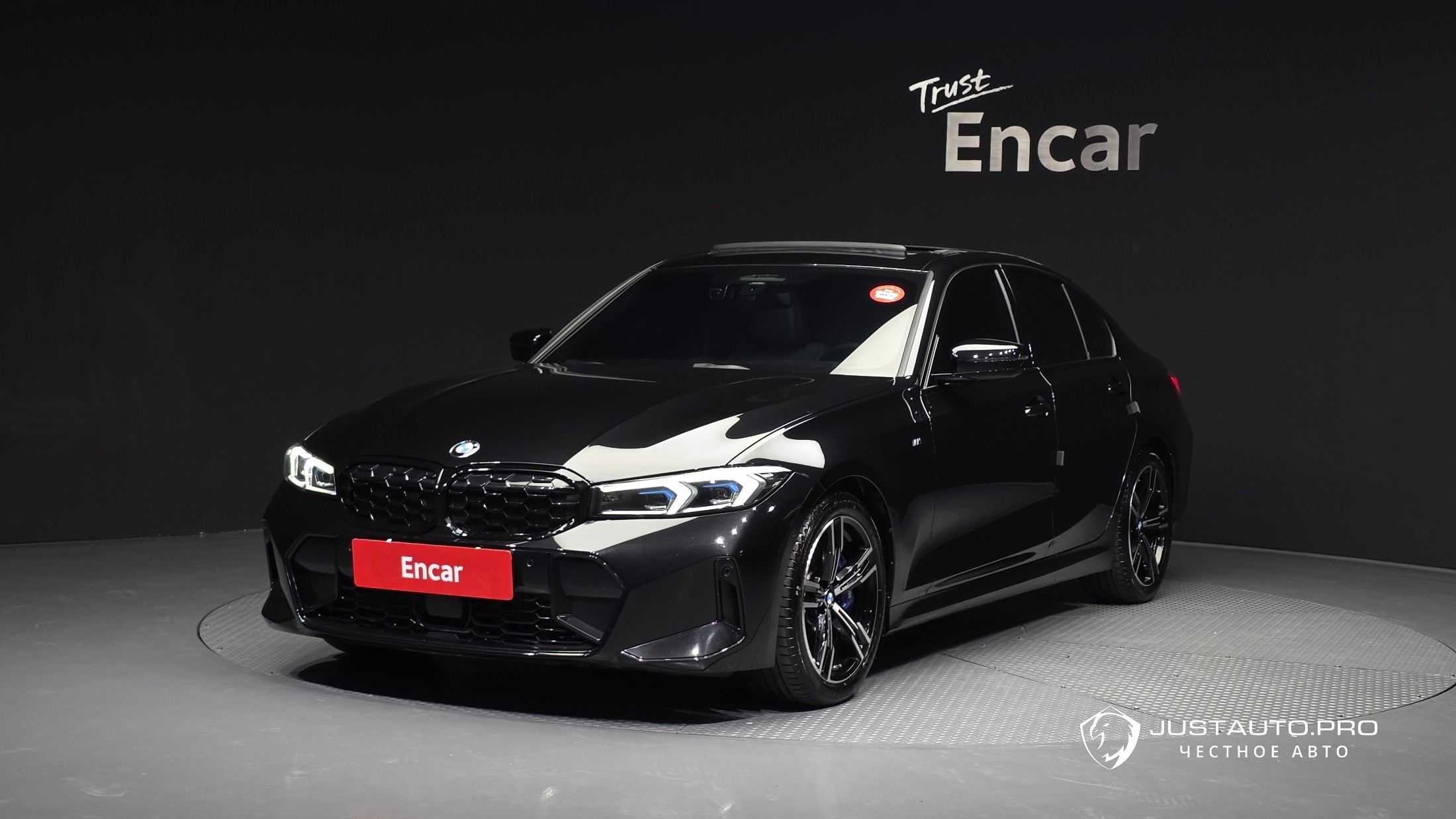 Автомобиль BMW 3-Series