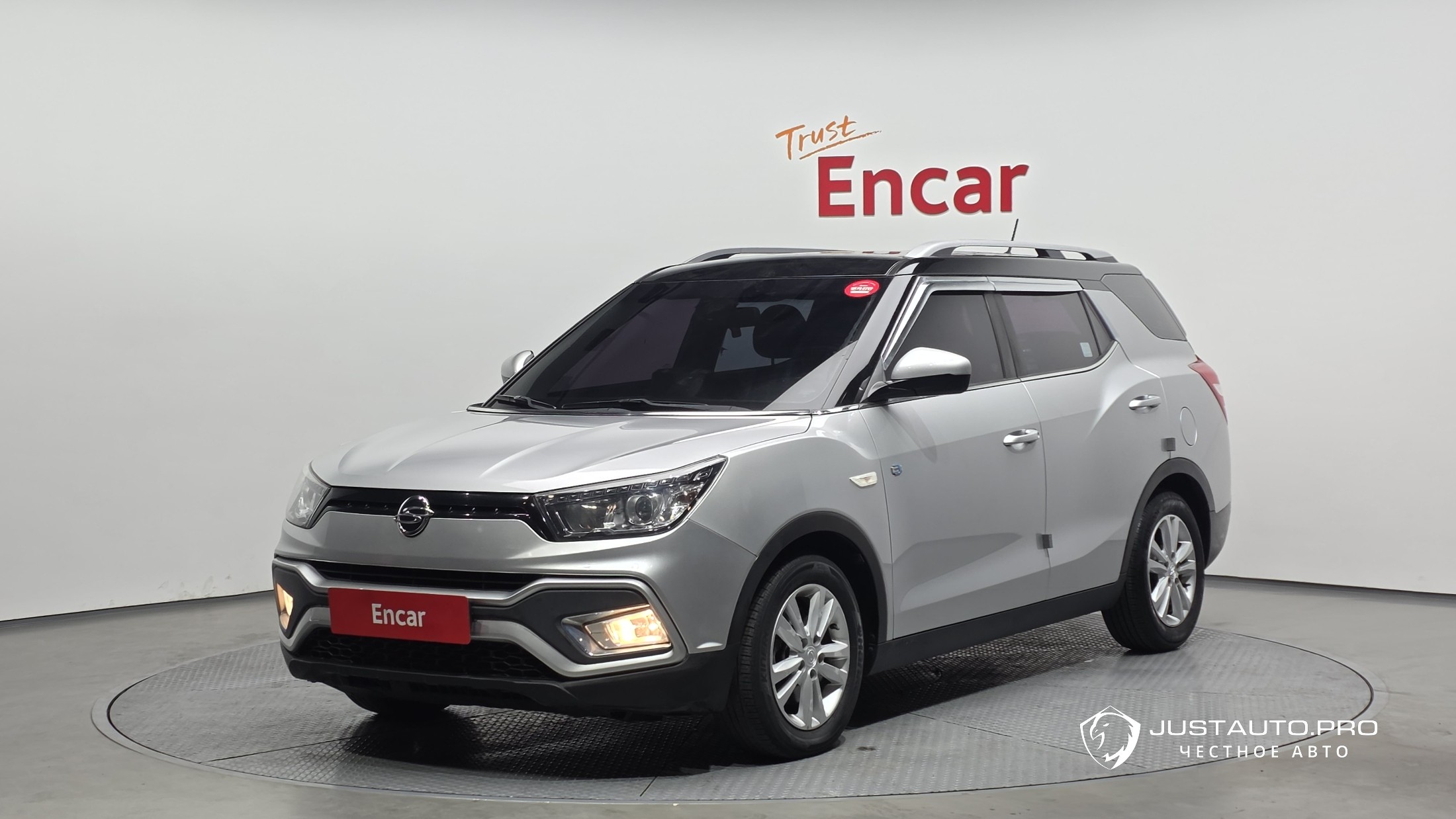 Автомобиль KG_Mobility_Ssangyong TIBOLI