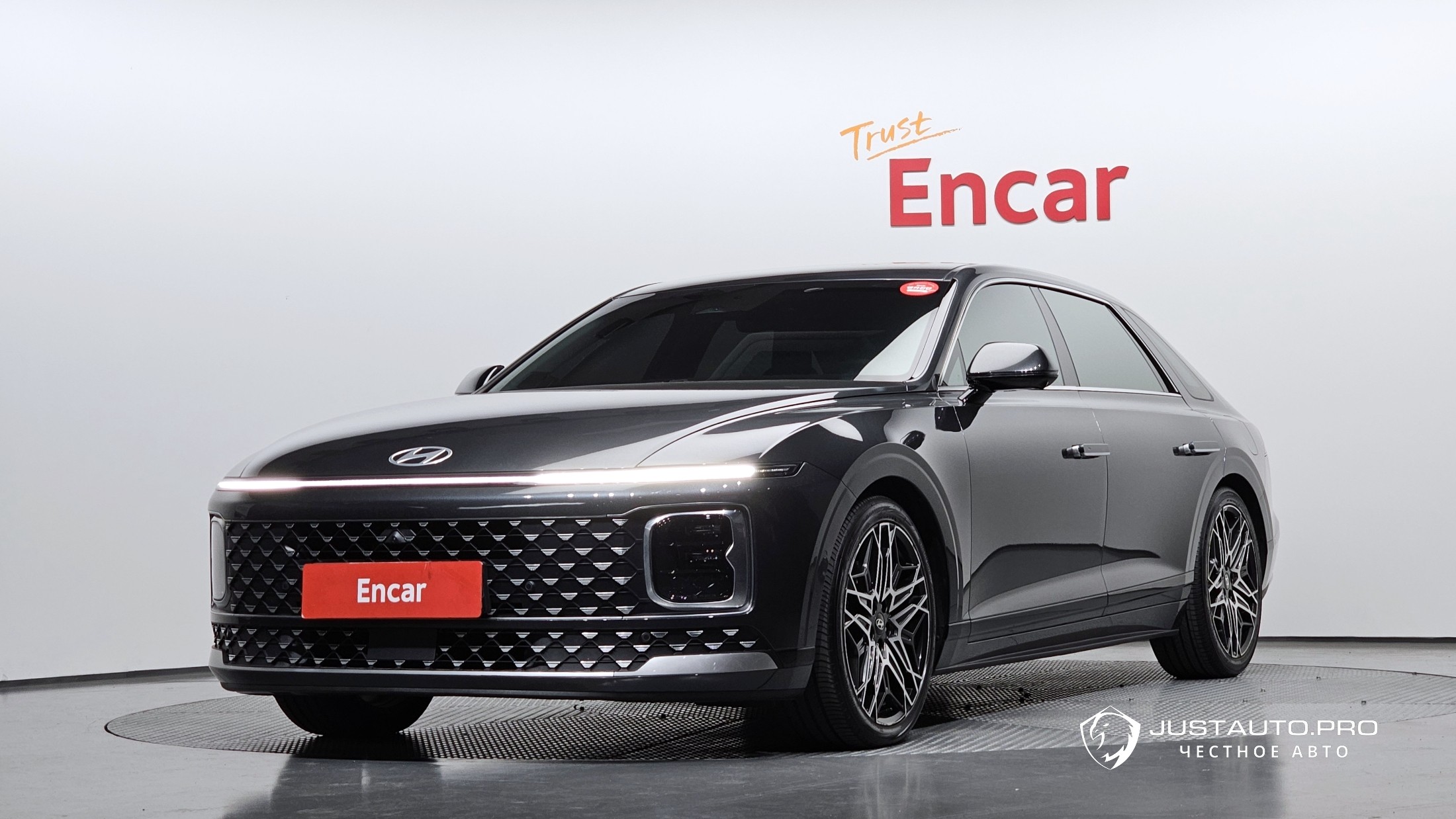 Автомобиль Hyundai Grandeur