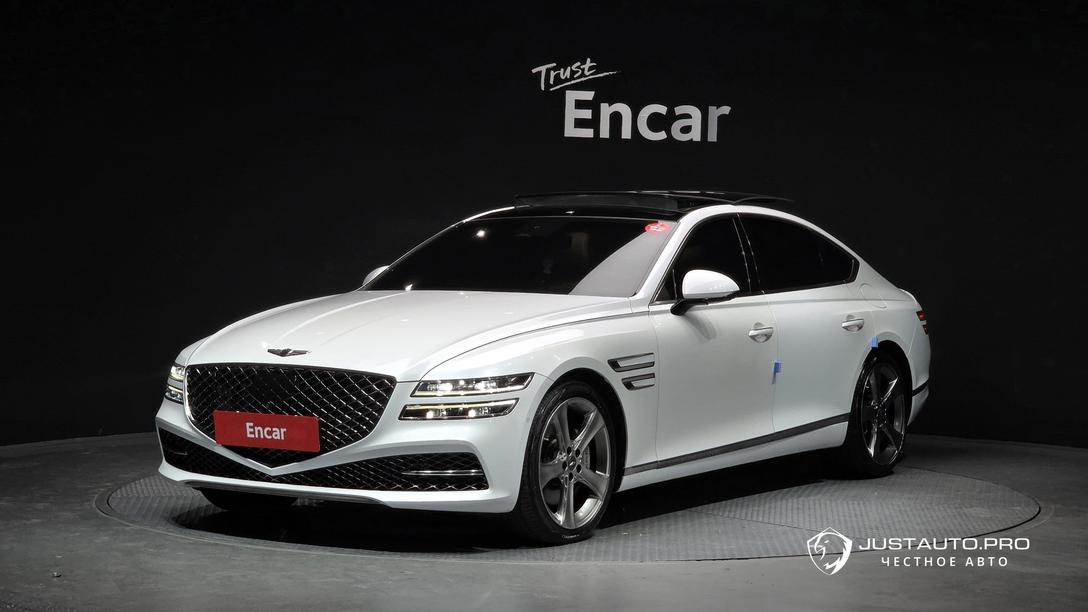 Автомобиль Genesis G80