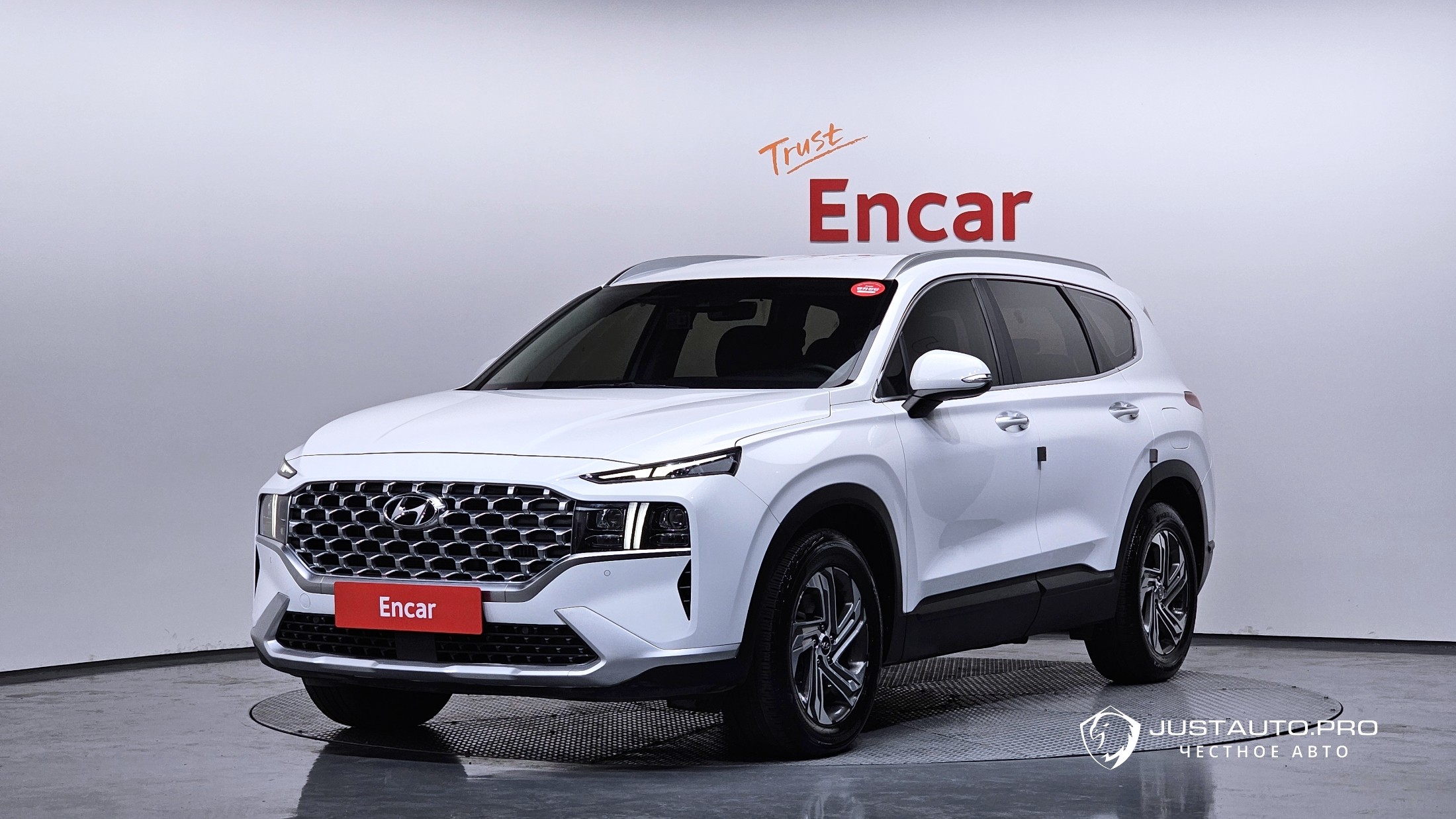 Автомобиль Hyundai Santafe