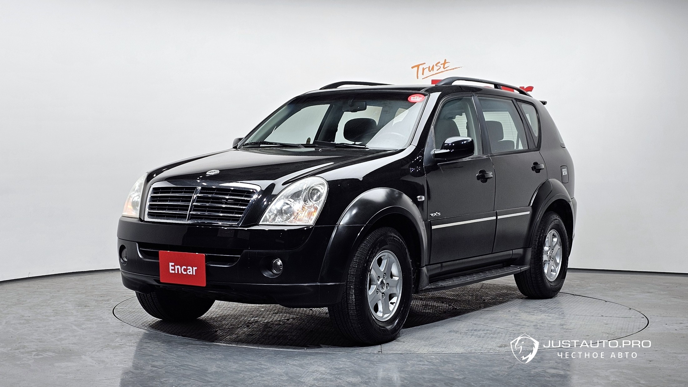 Автомобиль KG_Mobility_Ssangyong Rexton