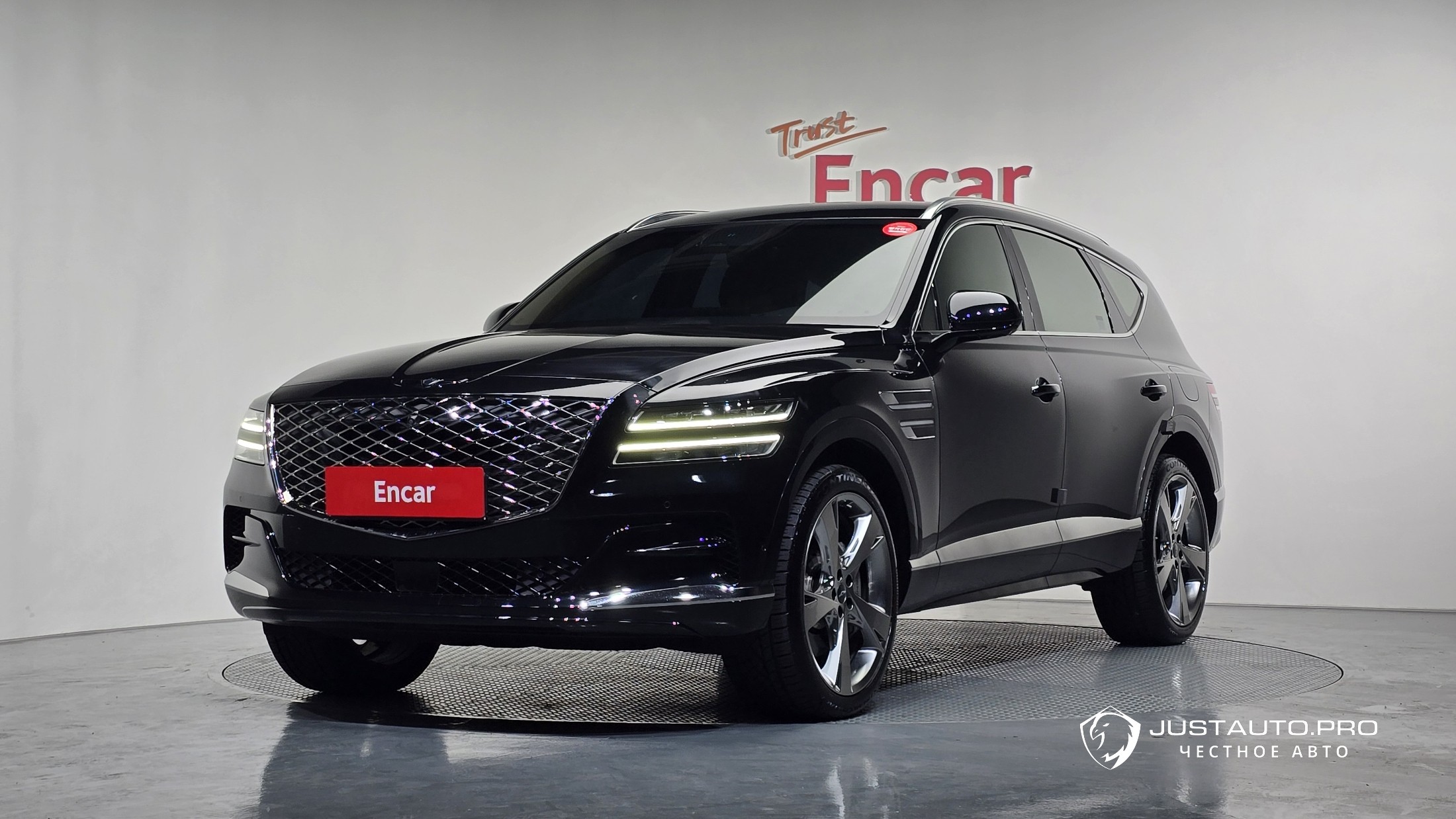 Автомобиль Genesis GV80