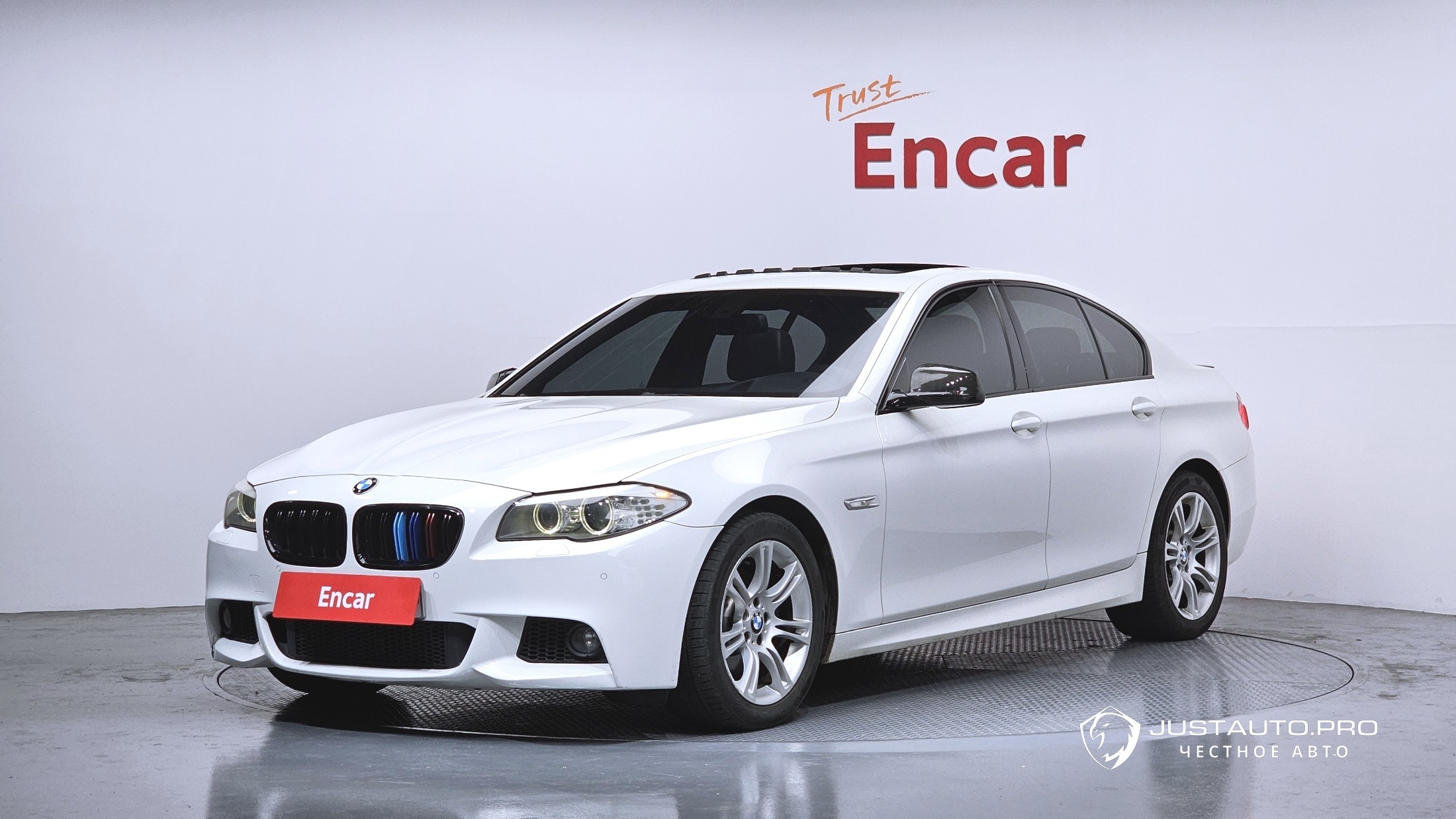 Автомобиль BMW 5-Series